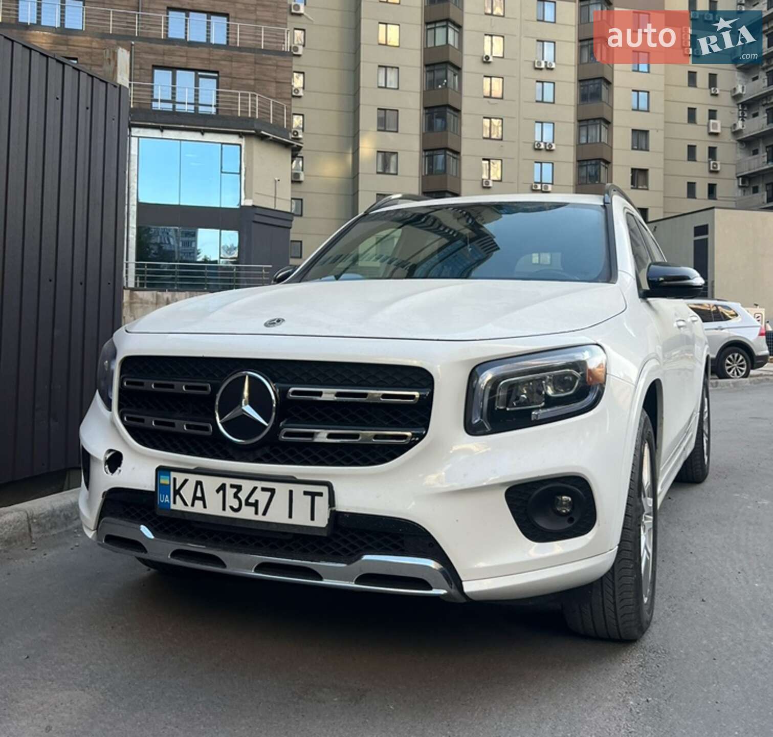 MERCEDES-BENZ GLB 250 2020