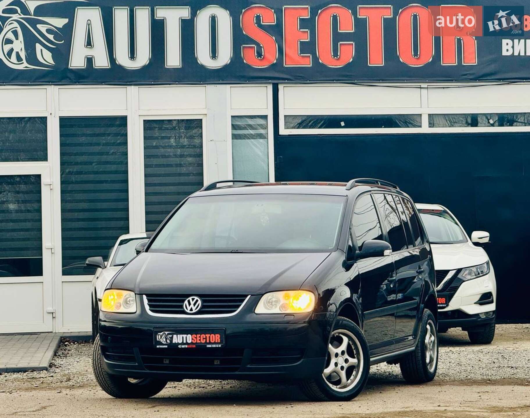 VOLKSWAGEN TOURAN 2003