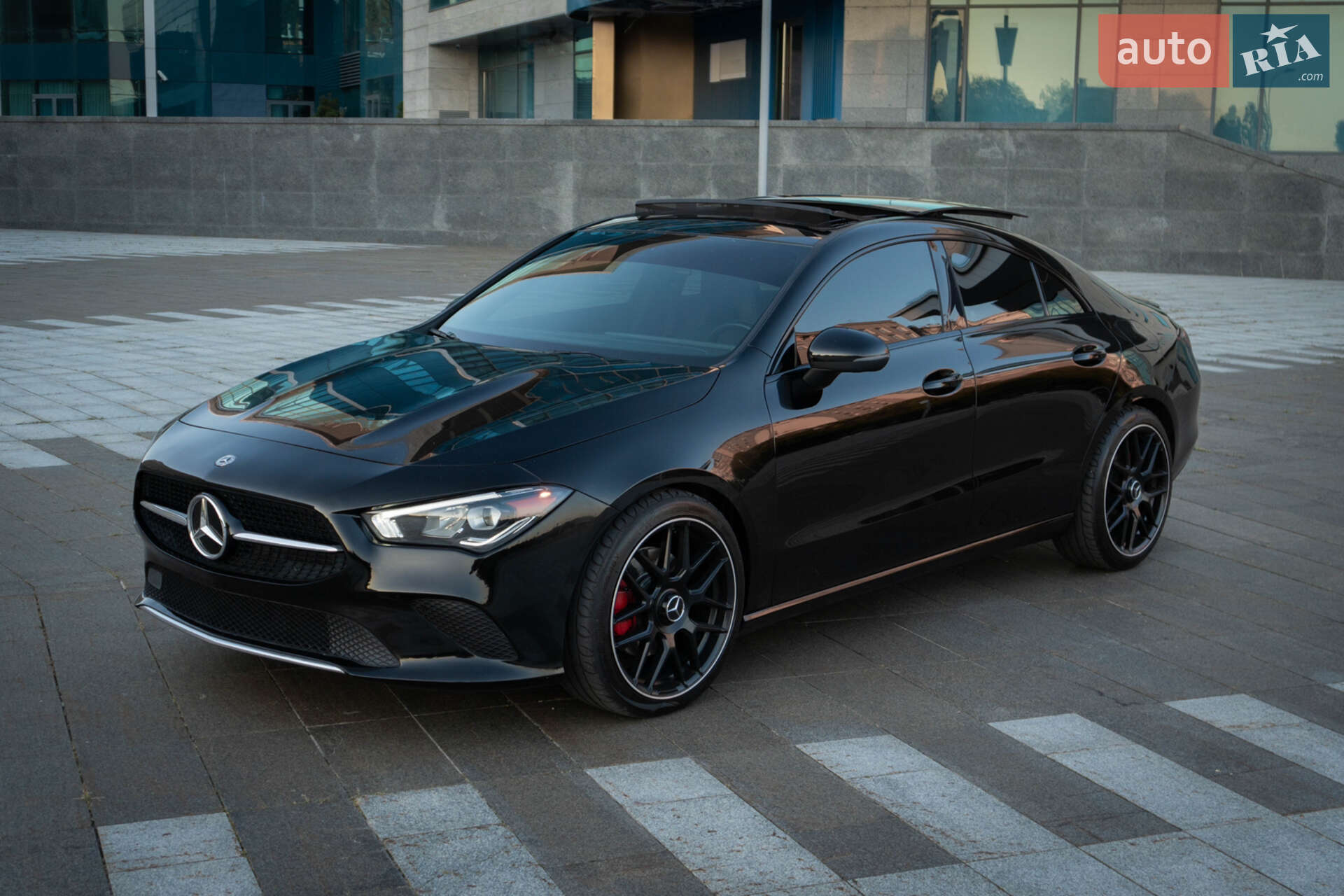 MERCEDES-BENZ CLA 250 2019