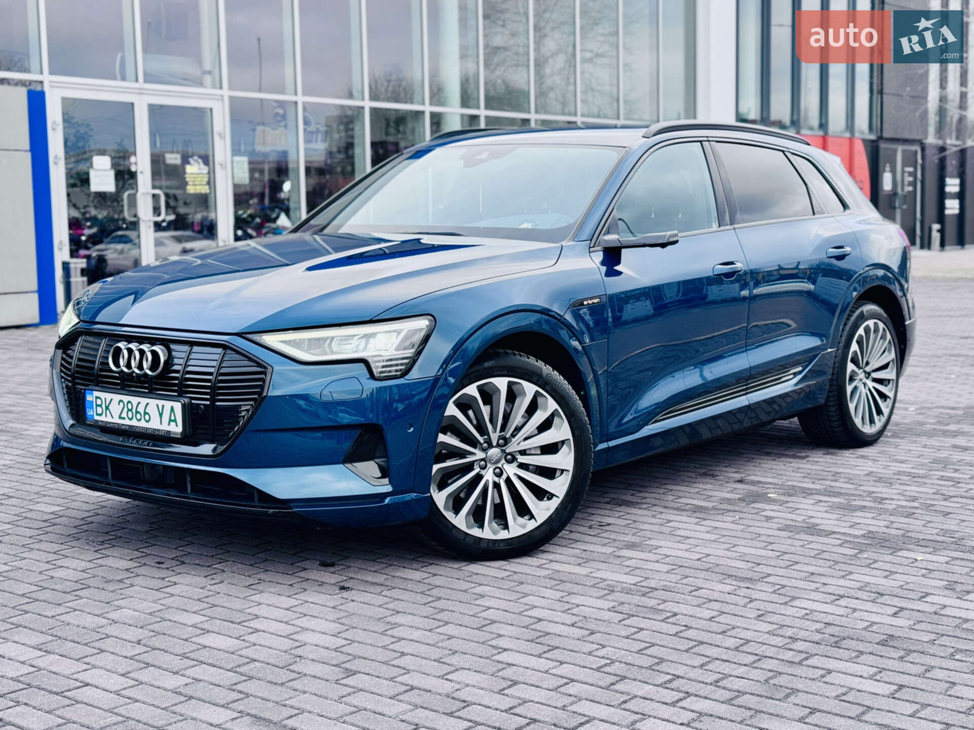 Audi e-tron 2019
