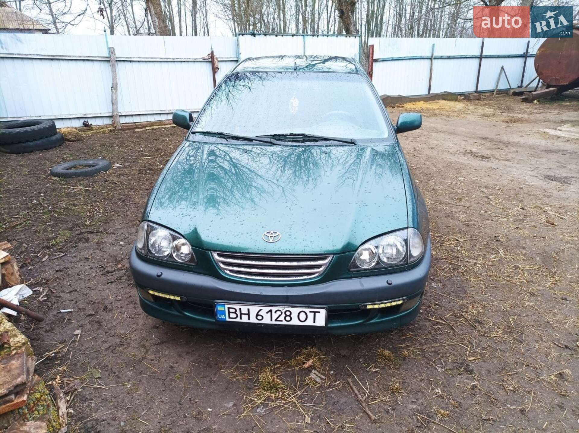 TOYOTA AVENSIS 1997