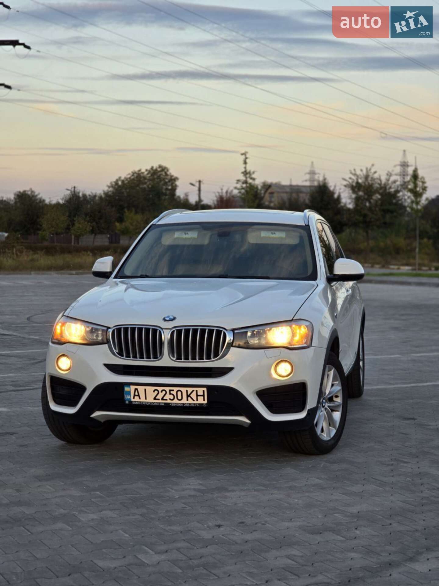 Головне фото звіту автомобіля BMW X3 2017