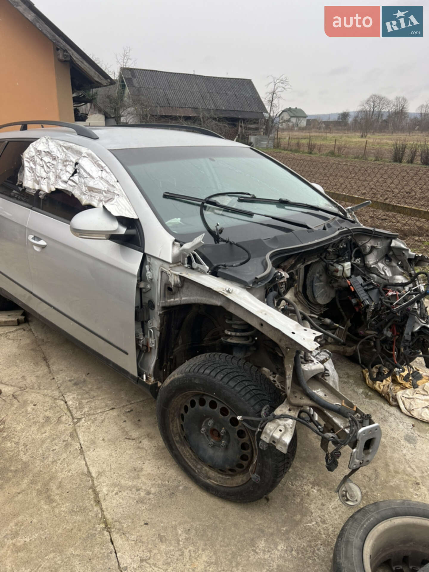 VOLKSWAGEN PASSAT 2010