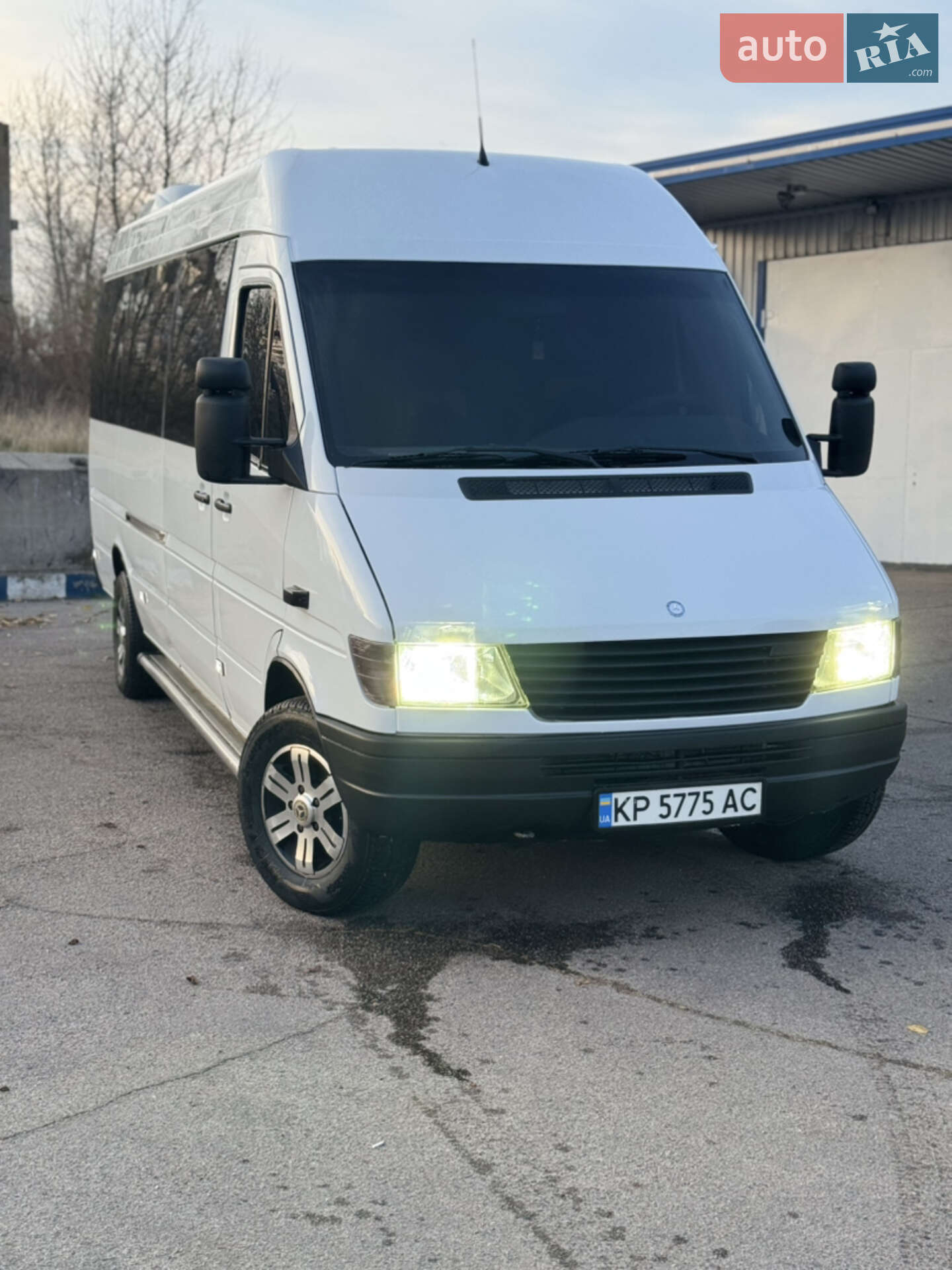 Головне фото звіту автомобіля MERCEDES-BENZ 308D 1999