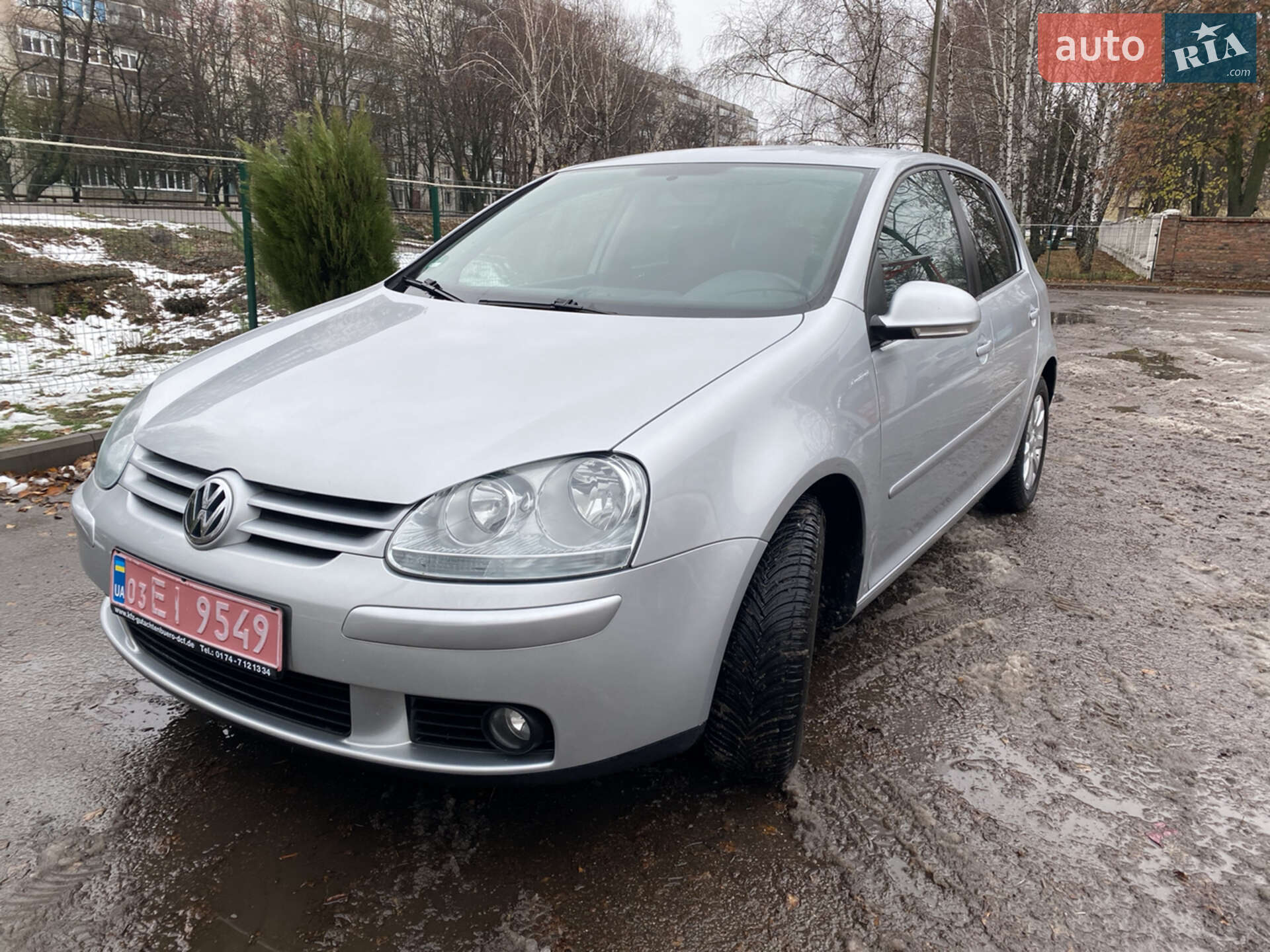 VOLKSWAGEN GOLF 2005