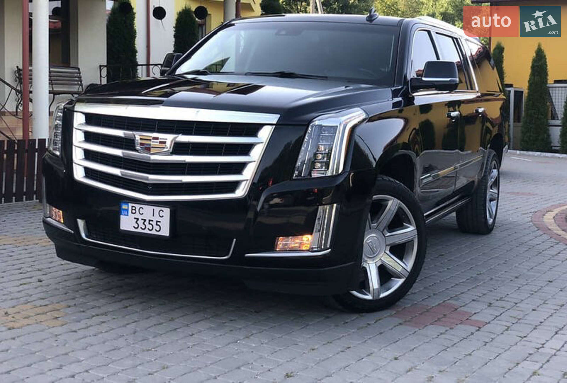 CADILLAC ESCALADE 2016