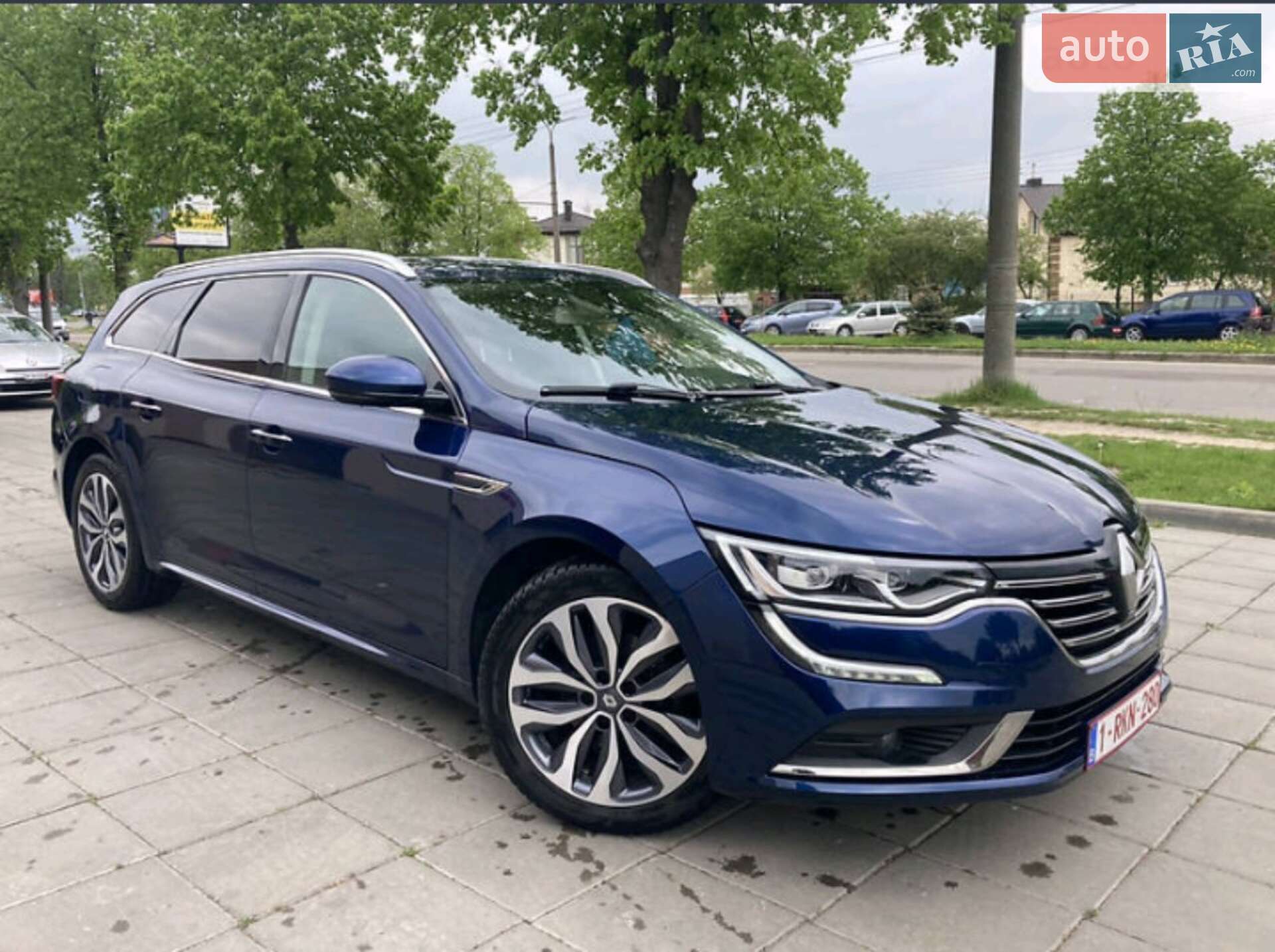 Головне фото звіту автомобіля RENAULT TALISMAN 2016