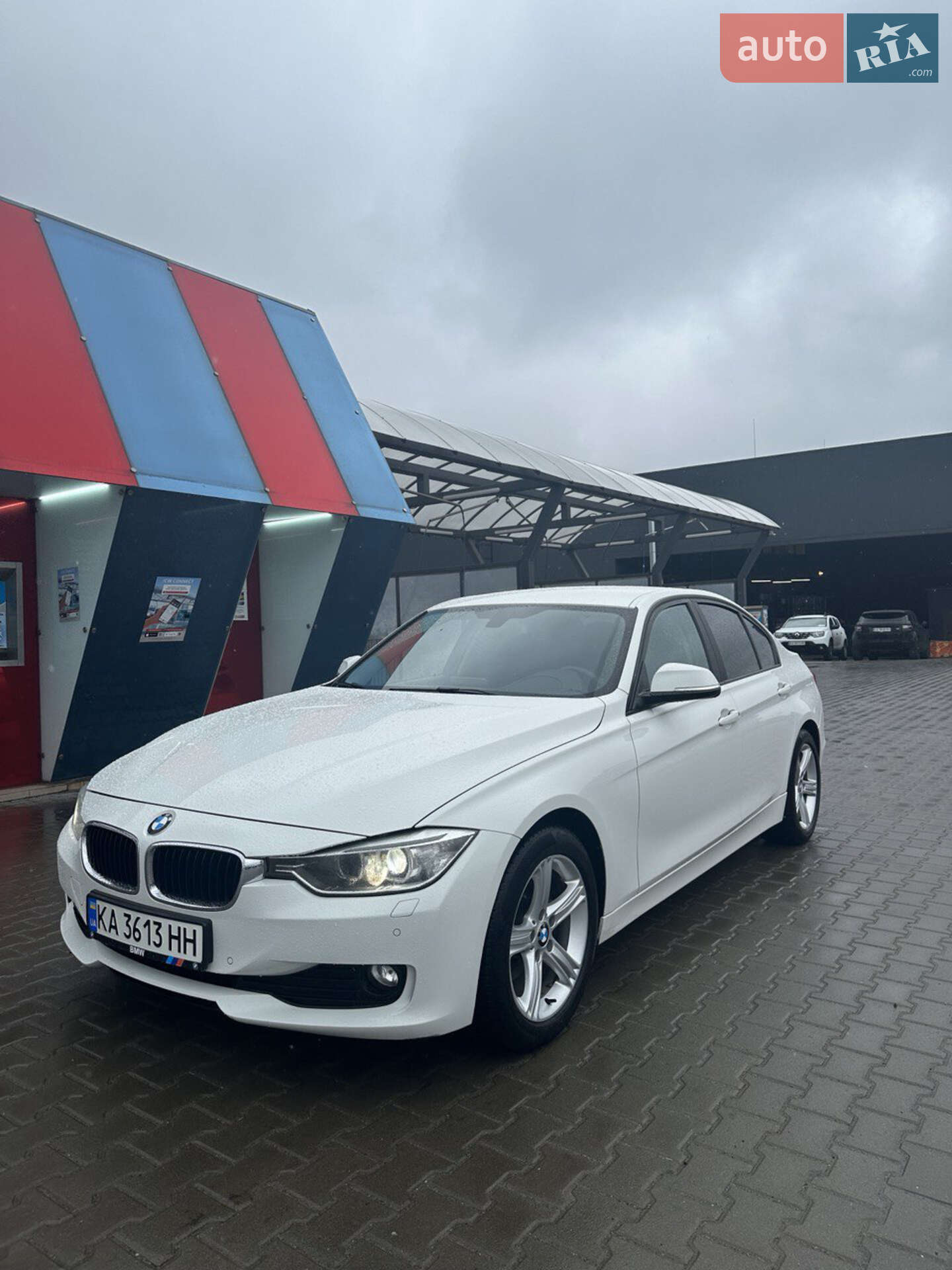 BMW 318D 2012