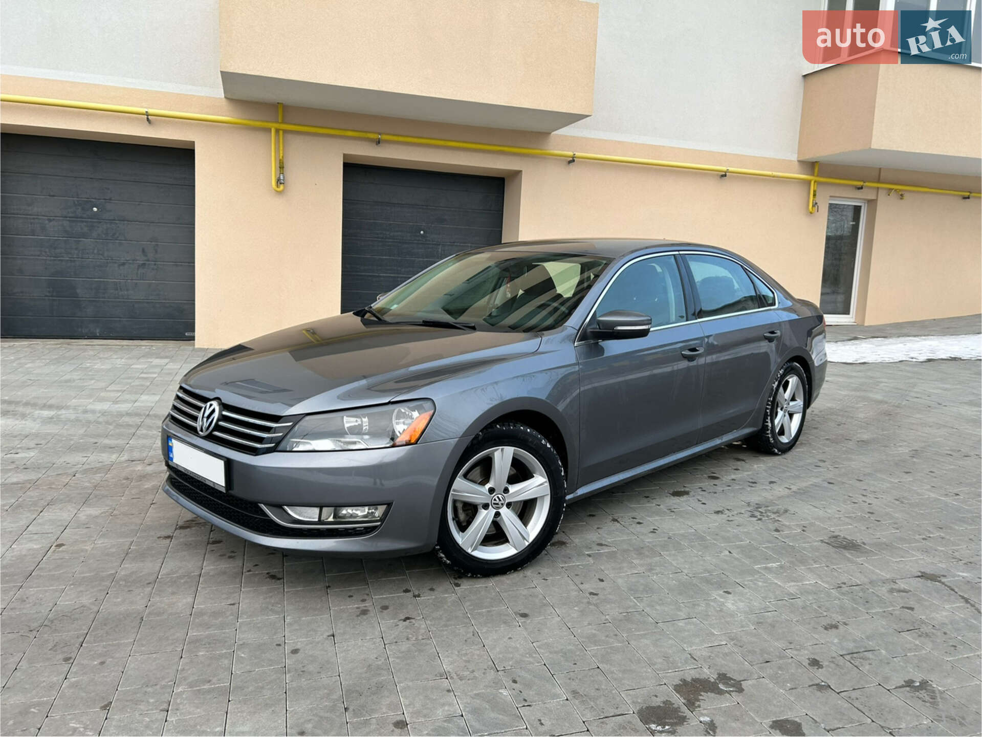 VOLKSWAGEN PASSAT 2015
