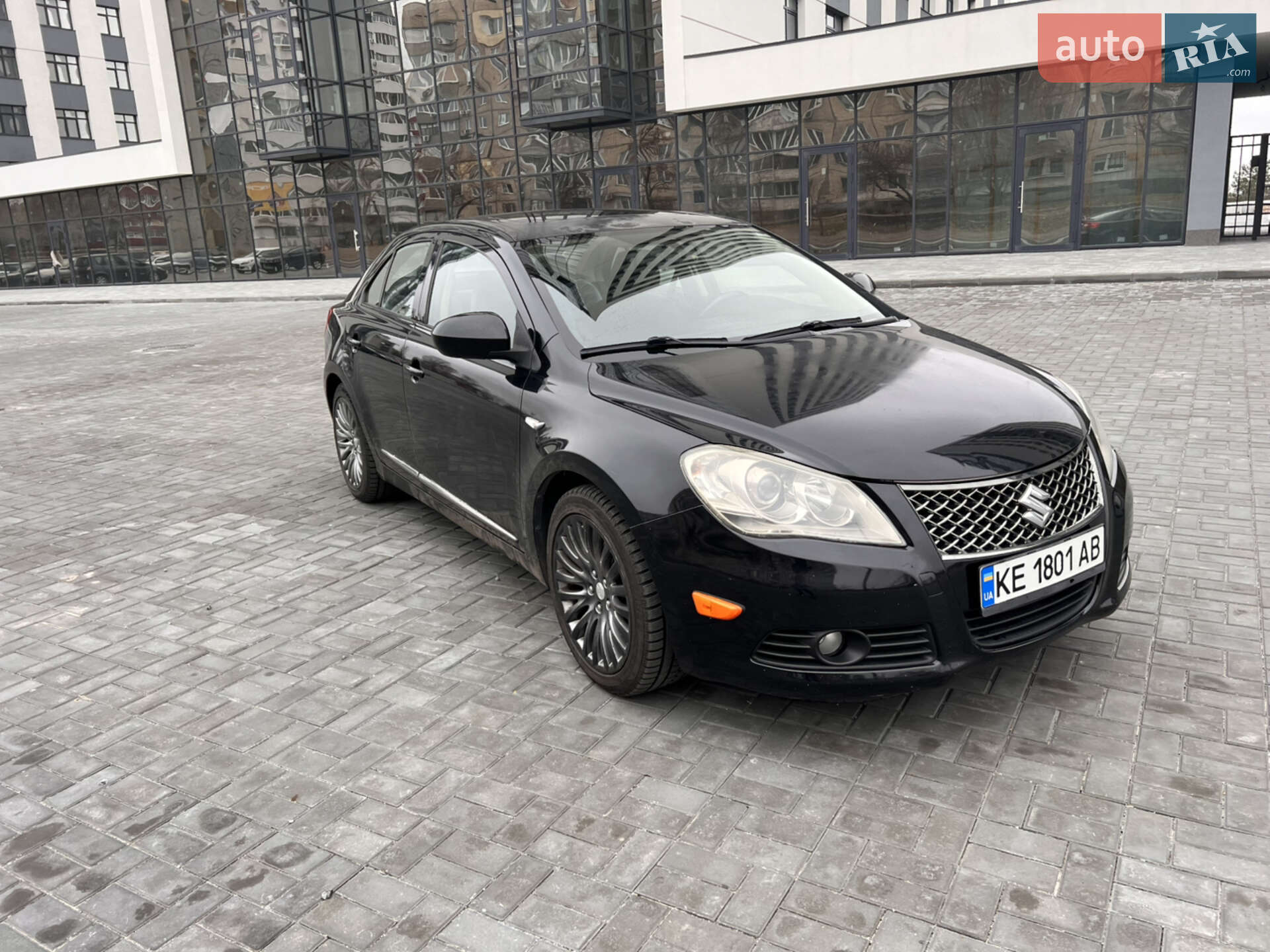 SUZUKI KIZASHI 2010