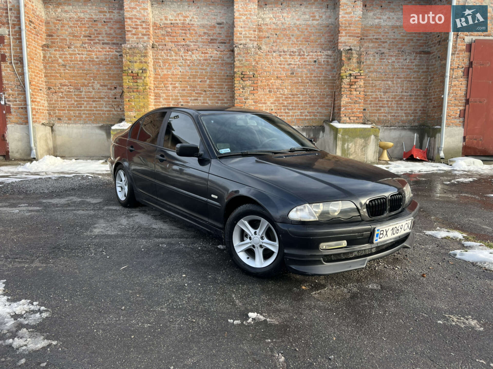 Головне фото звіту автомобіля BMW 320D 2000