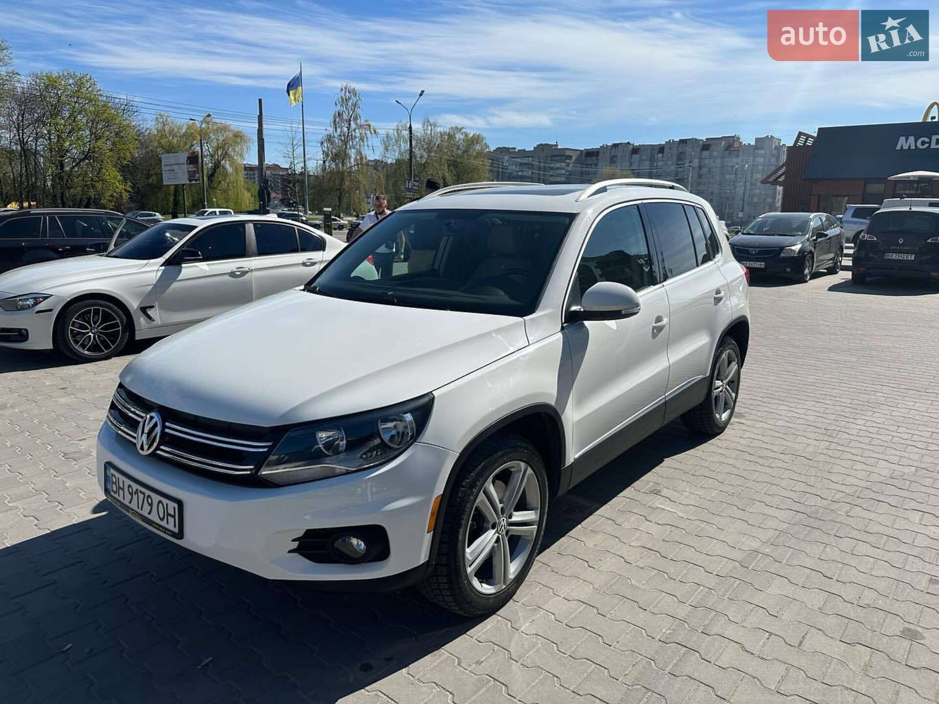 VOLKSWAGEN TIGUAN 2013