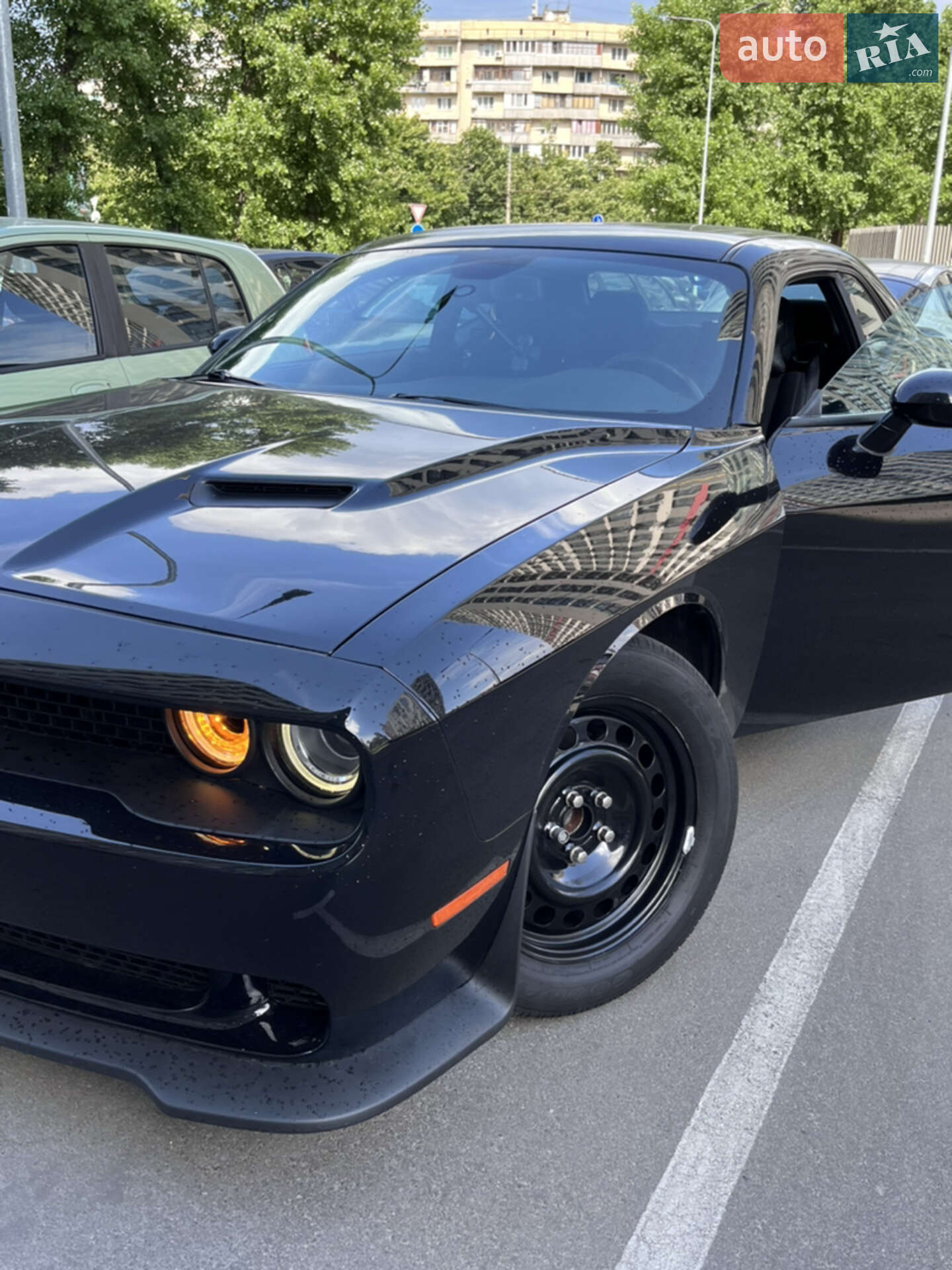 Головне фото звіту автомобіля DODGE CHALLENGER 2017
