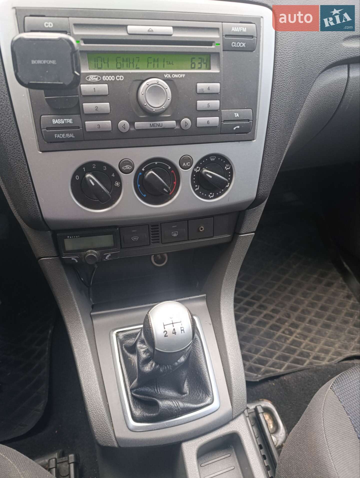 Головне фото звіту автомобіля FORD FOCUS 2006