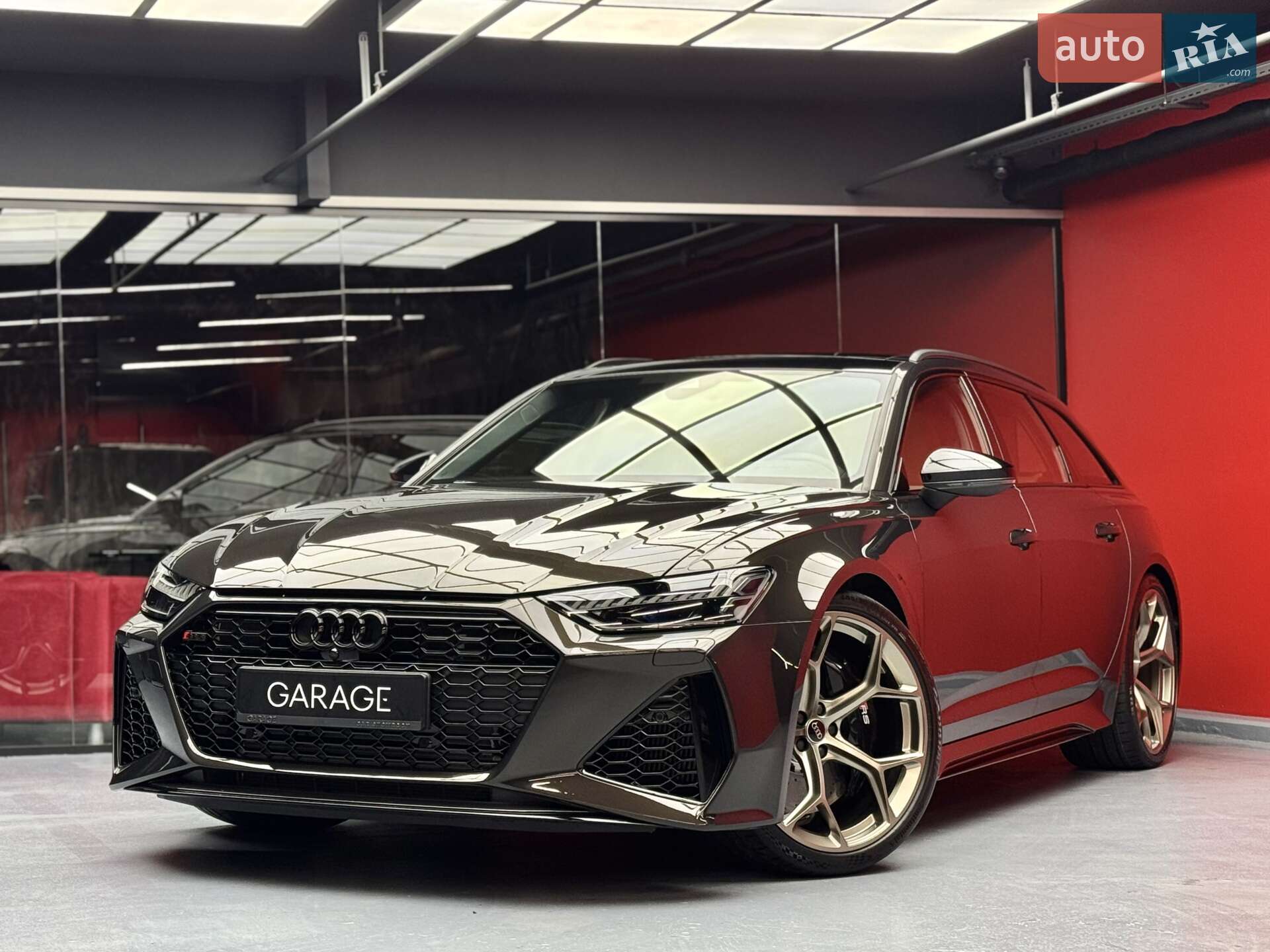 AUDI RS6 2024