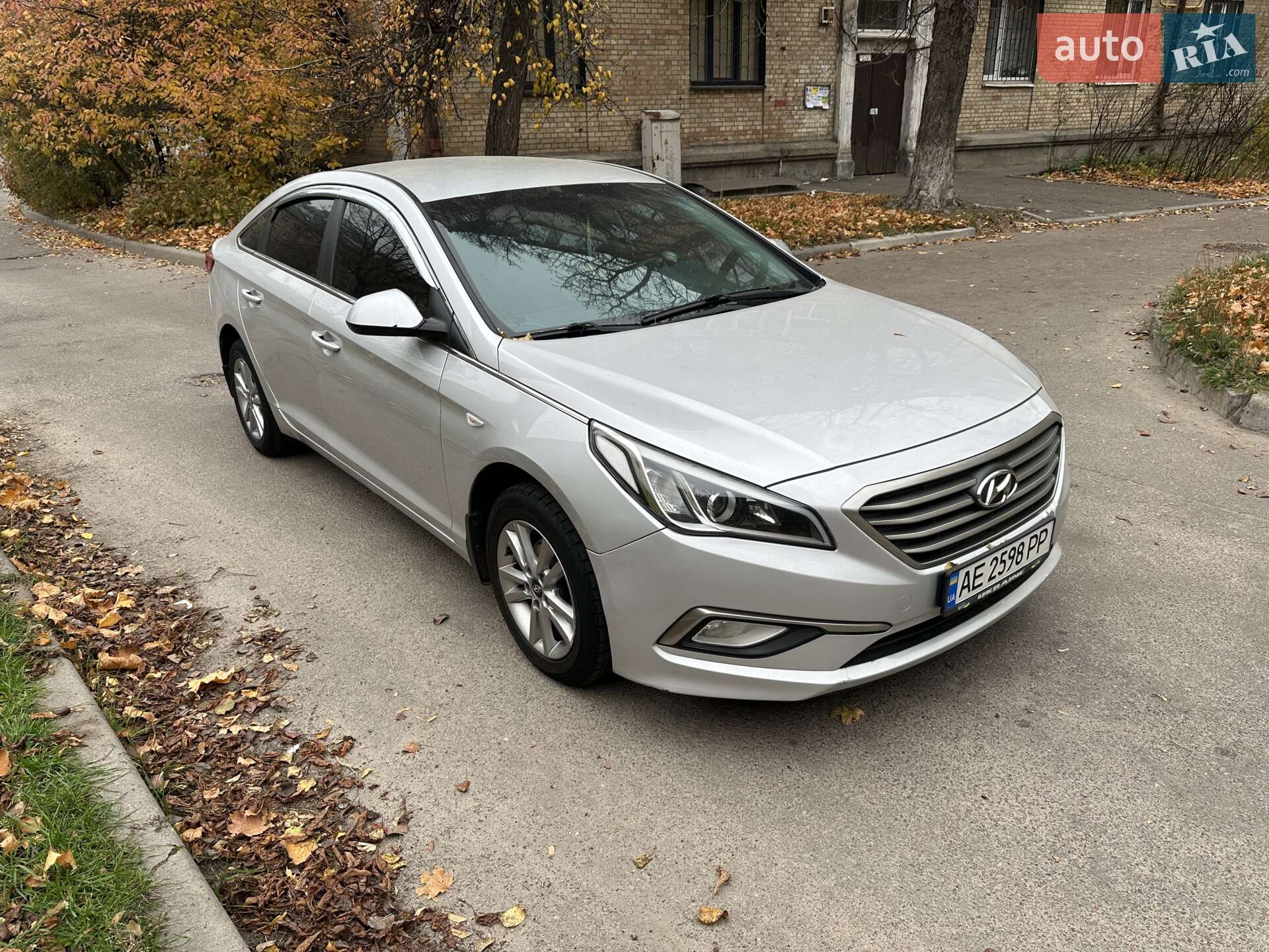 Головне фото звіту автомобіля HYUNDAI SONATA 2014
