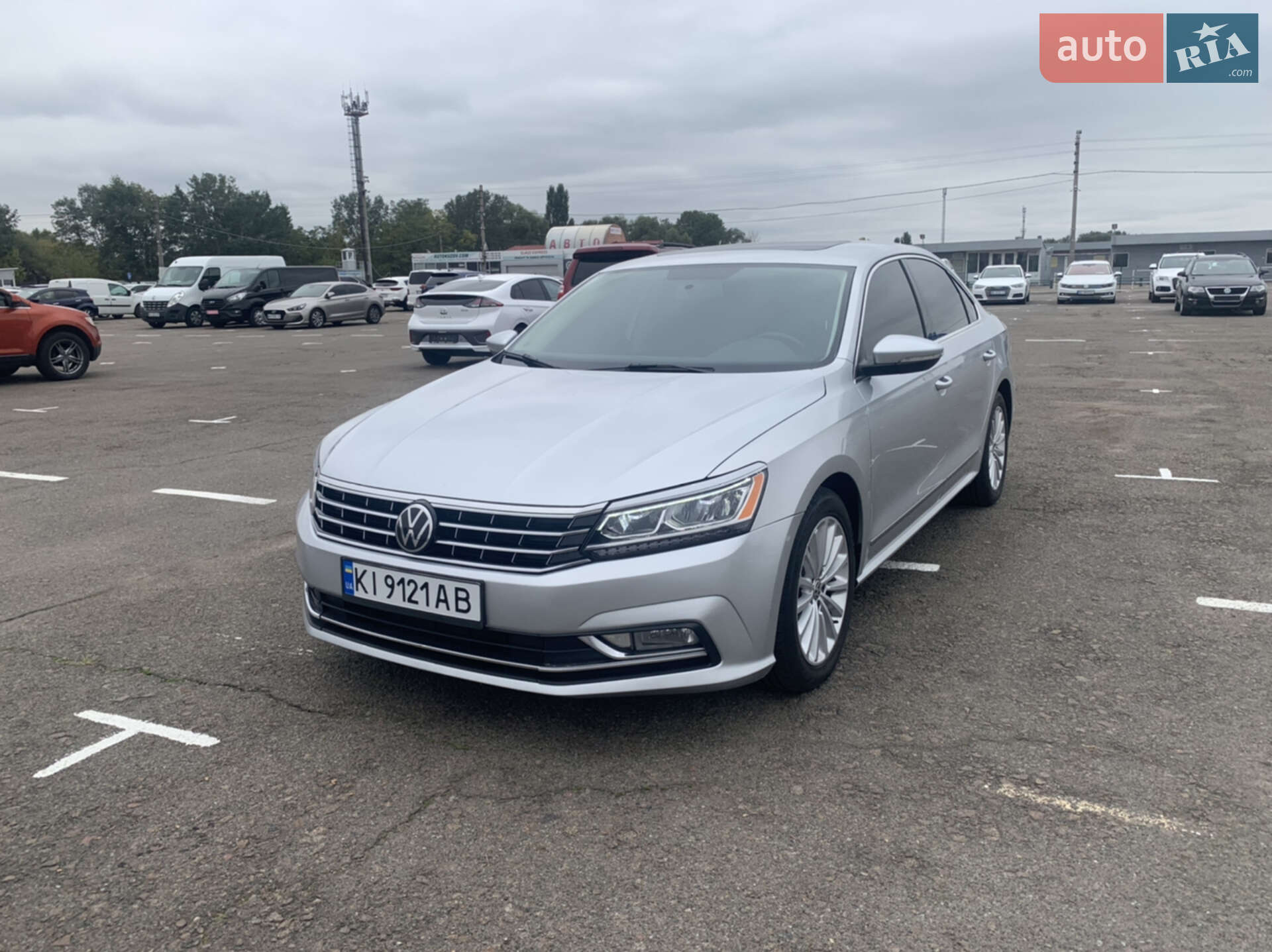 VOLKSWAGEN PASSAT 2017
