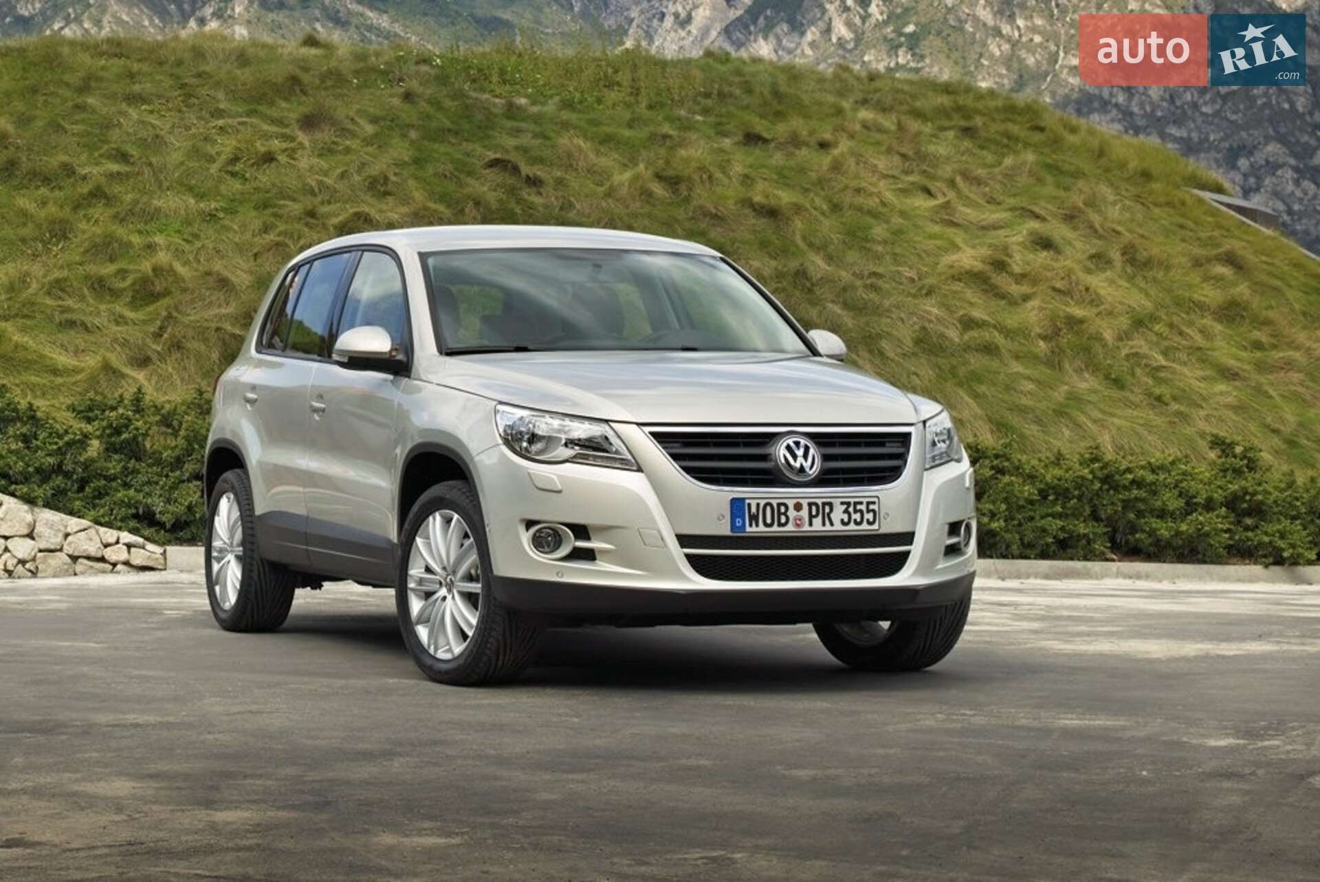 VOLKSWAGEN TIGUAN 2013