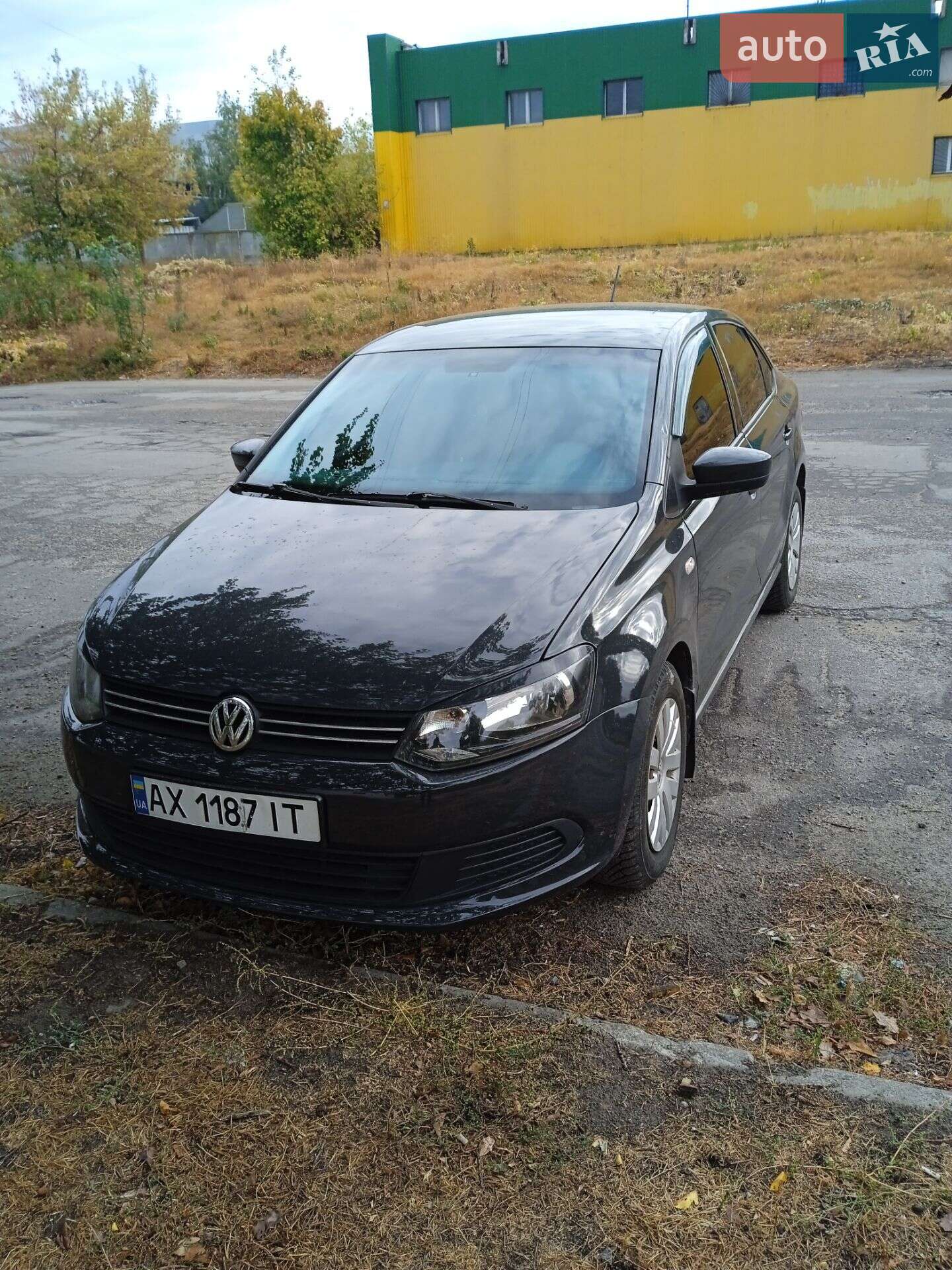 VOLKSWAGEN POLO 2011
