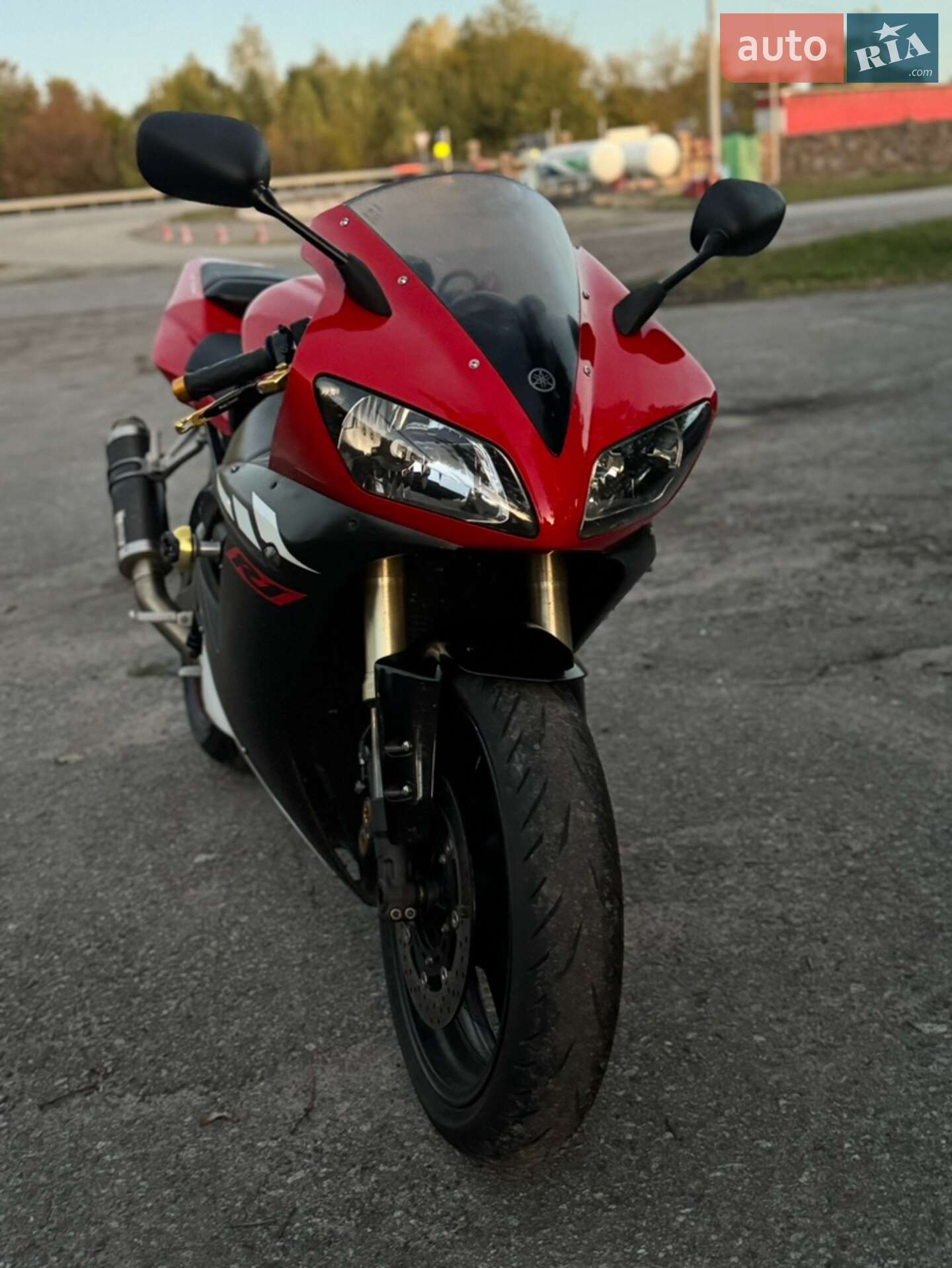 Головне фото звіту автомобіля YAMAHA YZF-R1 2003