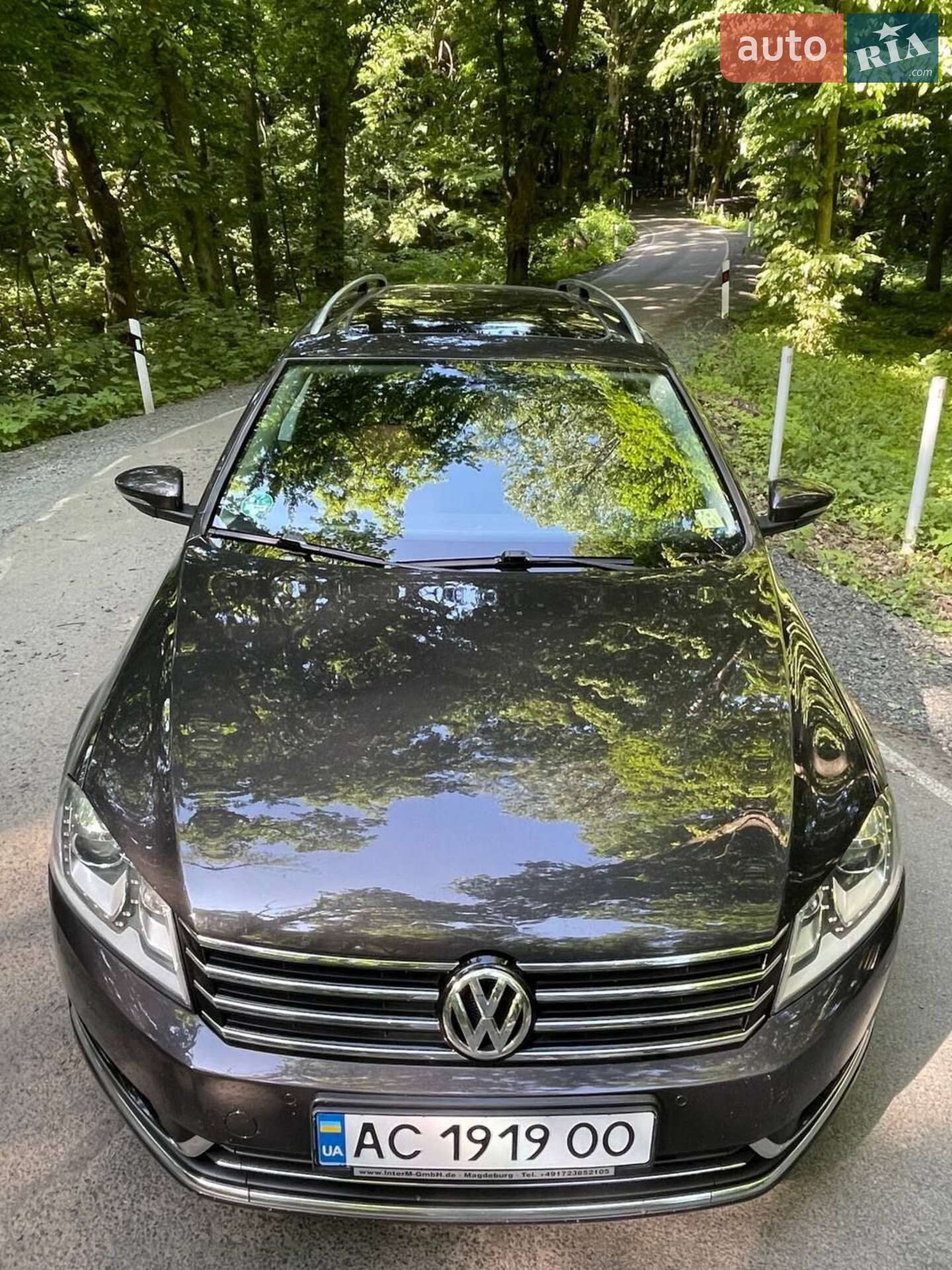 VOLKSWAGEN PASSAT 2011