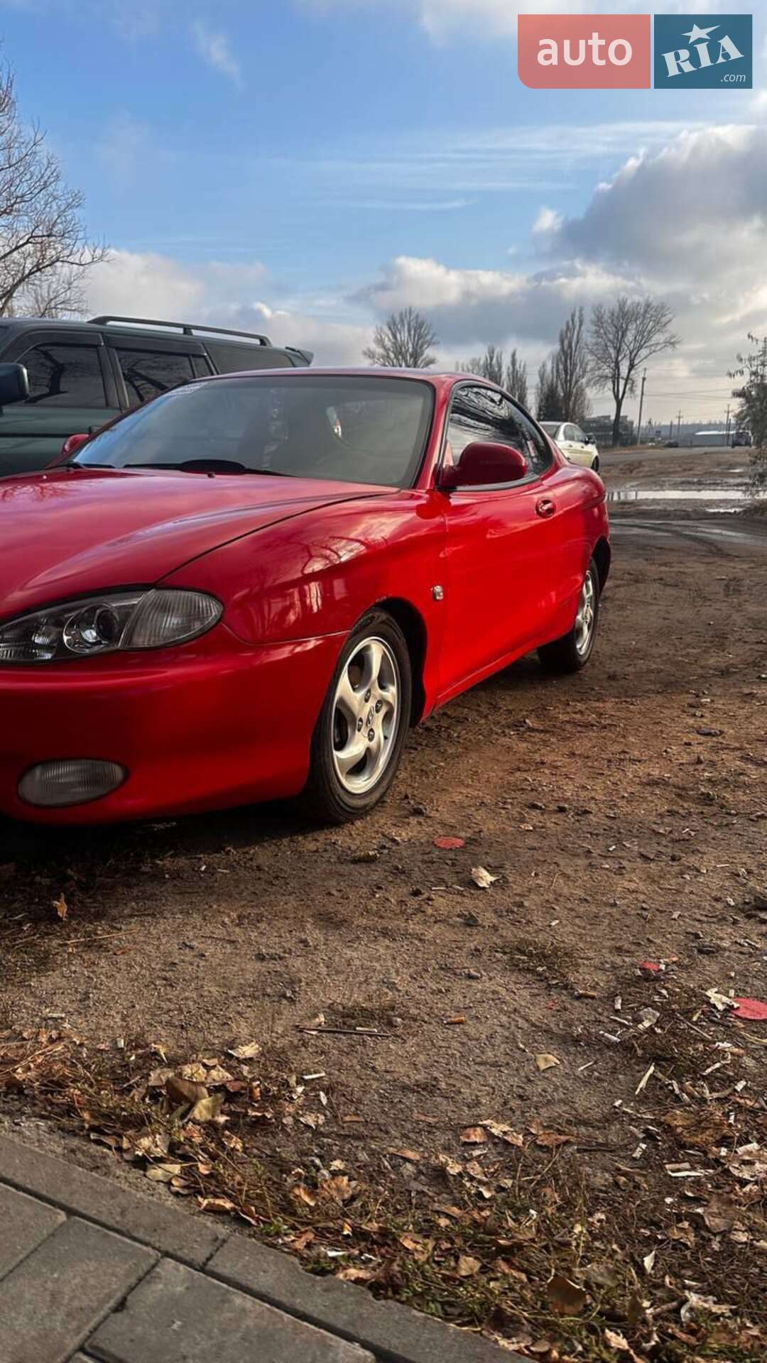 HYUNDAI COUPE 1998