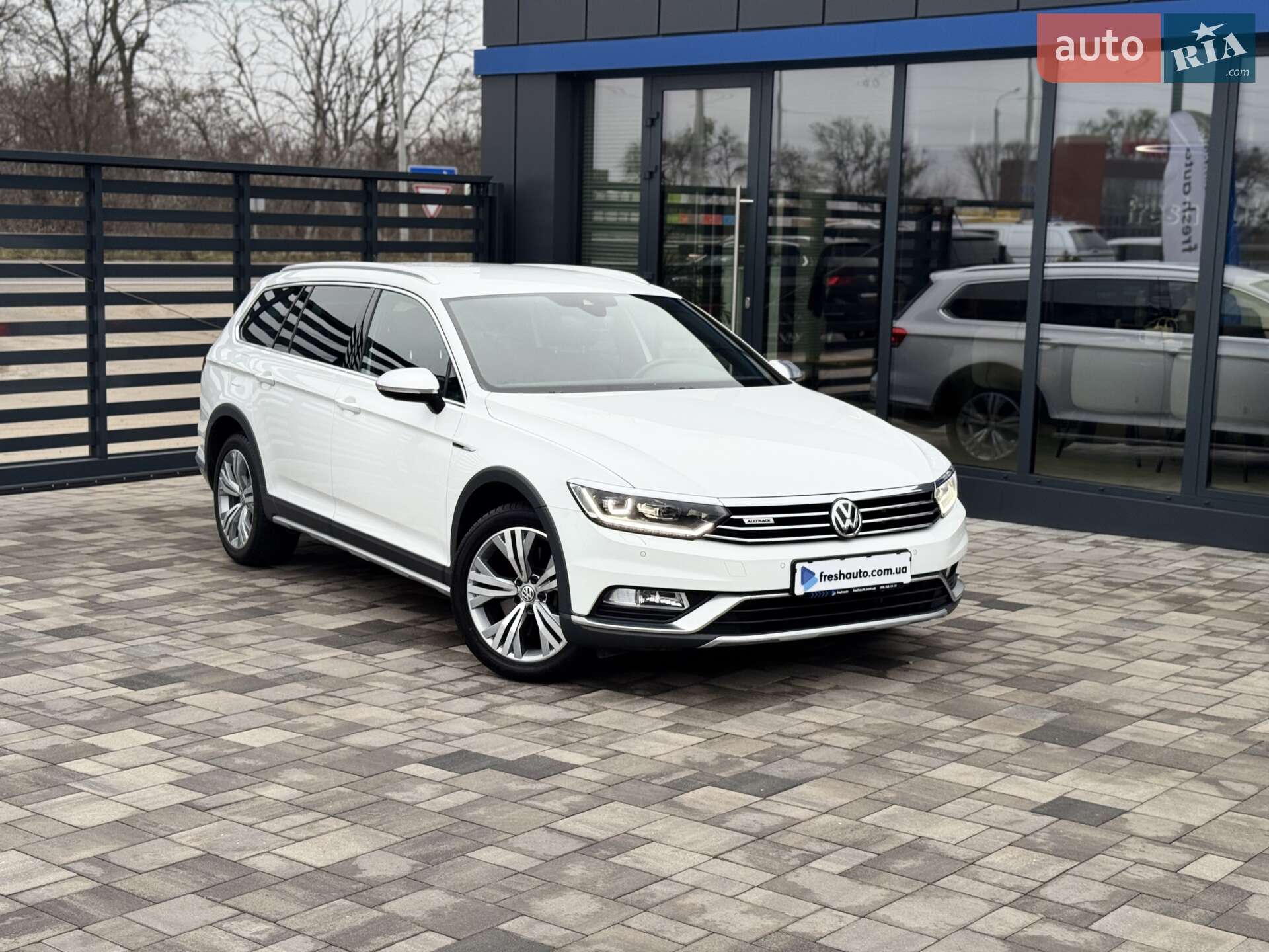 VOLKSWAGEN PASSAT 2018