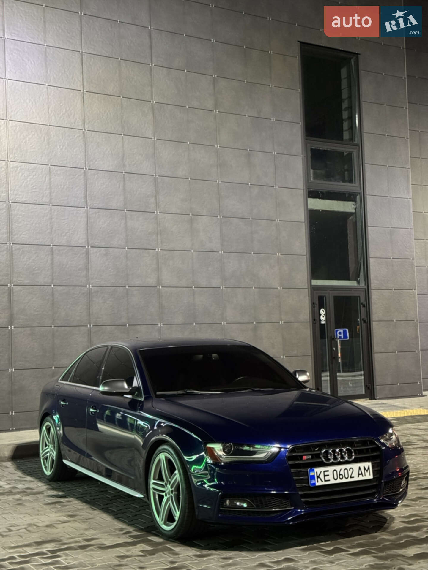 AUDI S4 2012