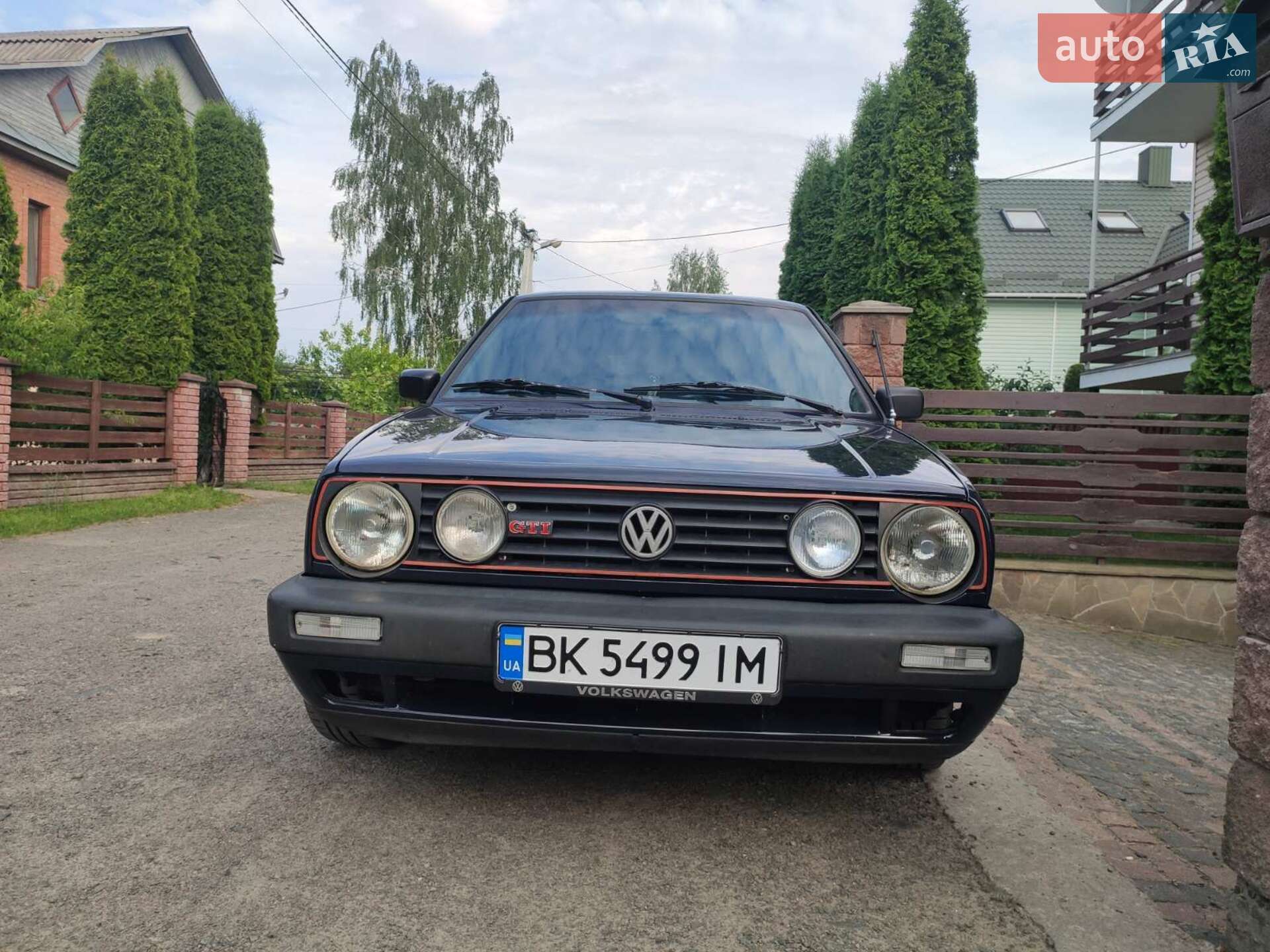 VOLKSWAGEN GOLF 1990