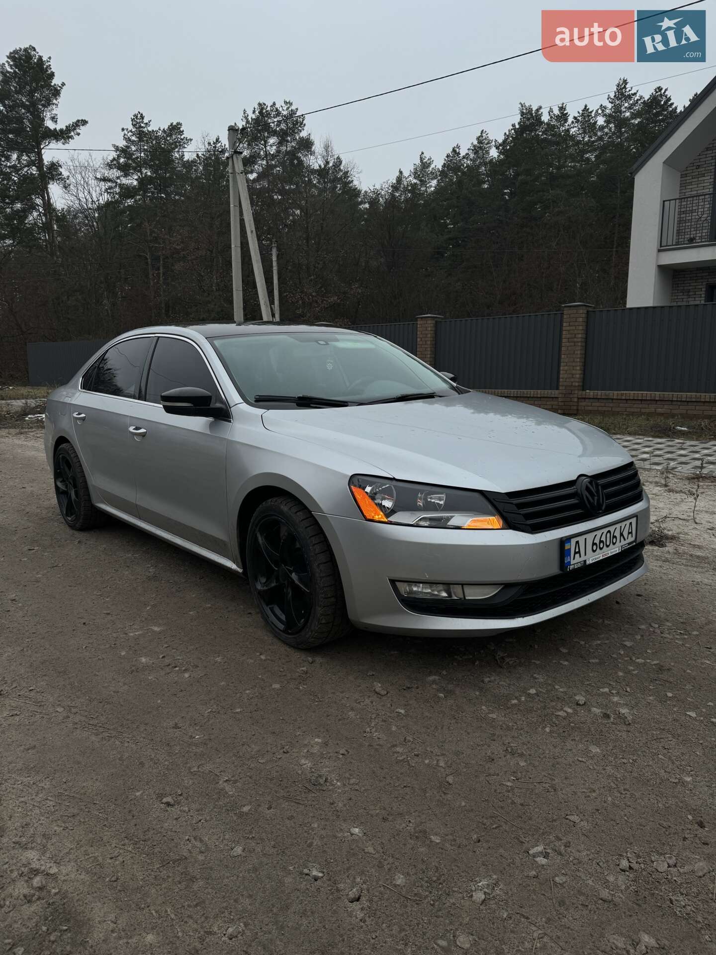 VOLKSWAGEN PASSAT 2012
