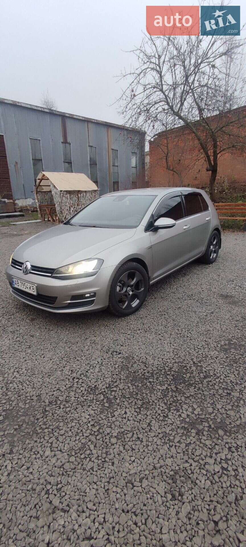 VOLKSWAGEN GOLF 2013