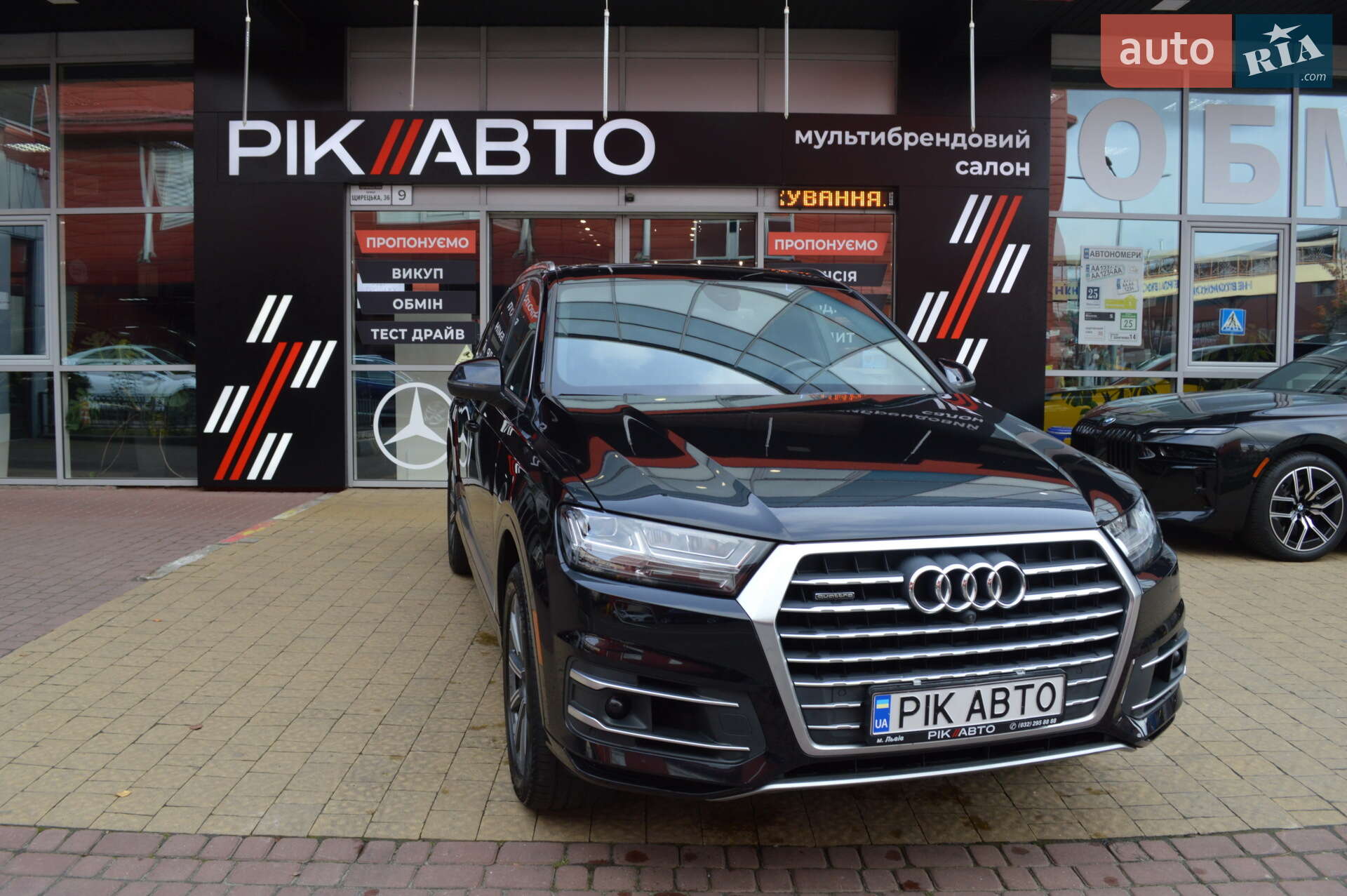 Головне фото звіту автомобіля AUDI Q7 2017
