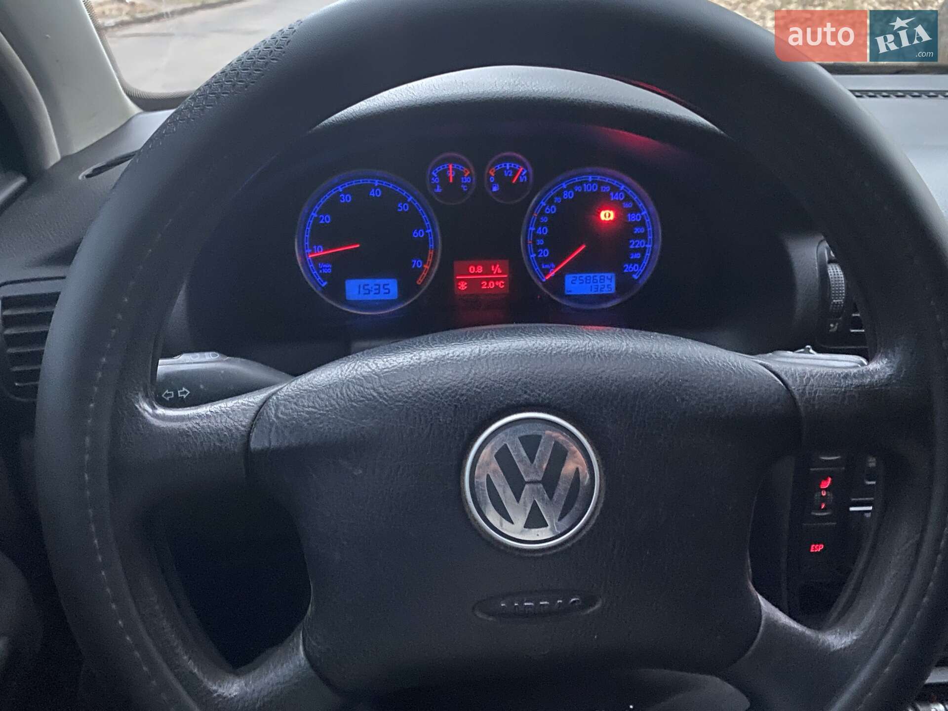VOLKSWAGEN PASSAT 2003