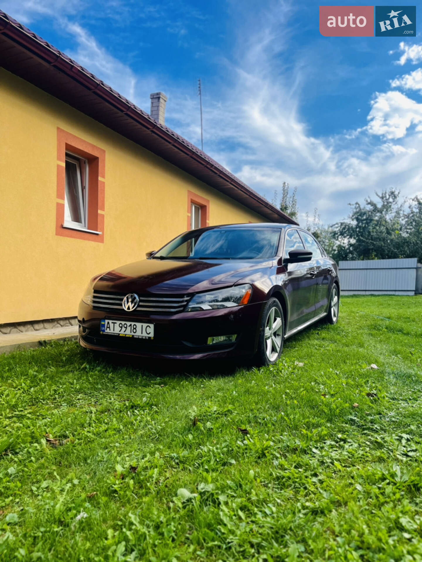 VOLKSWAGEN PASSAT 2012