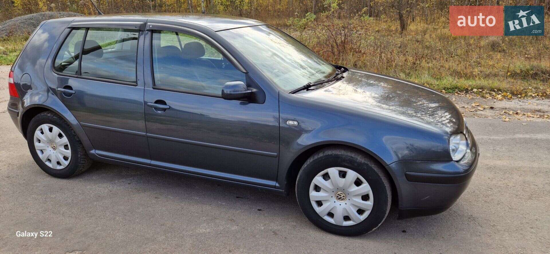VOLKSWAGEN GOLF 2003