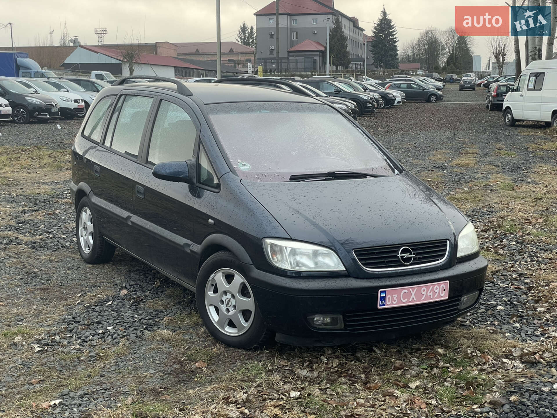 OPEL ZAFIRA 2002