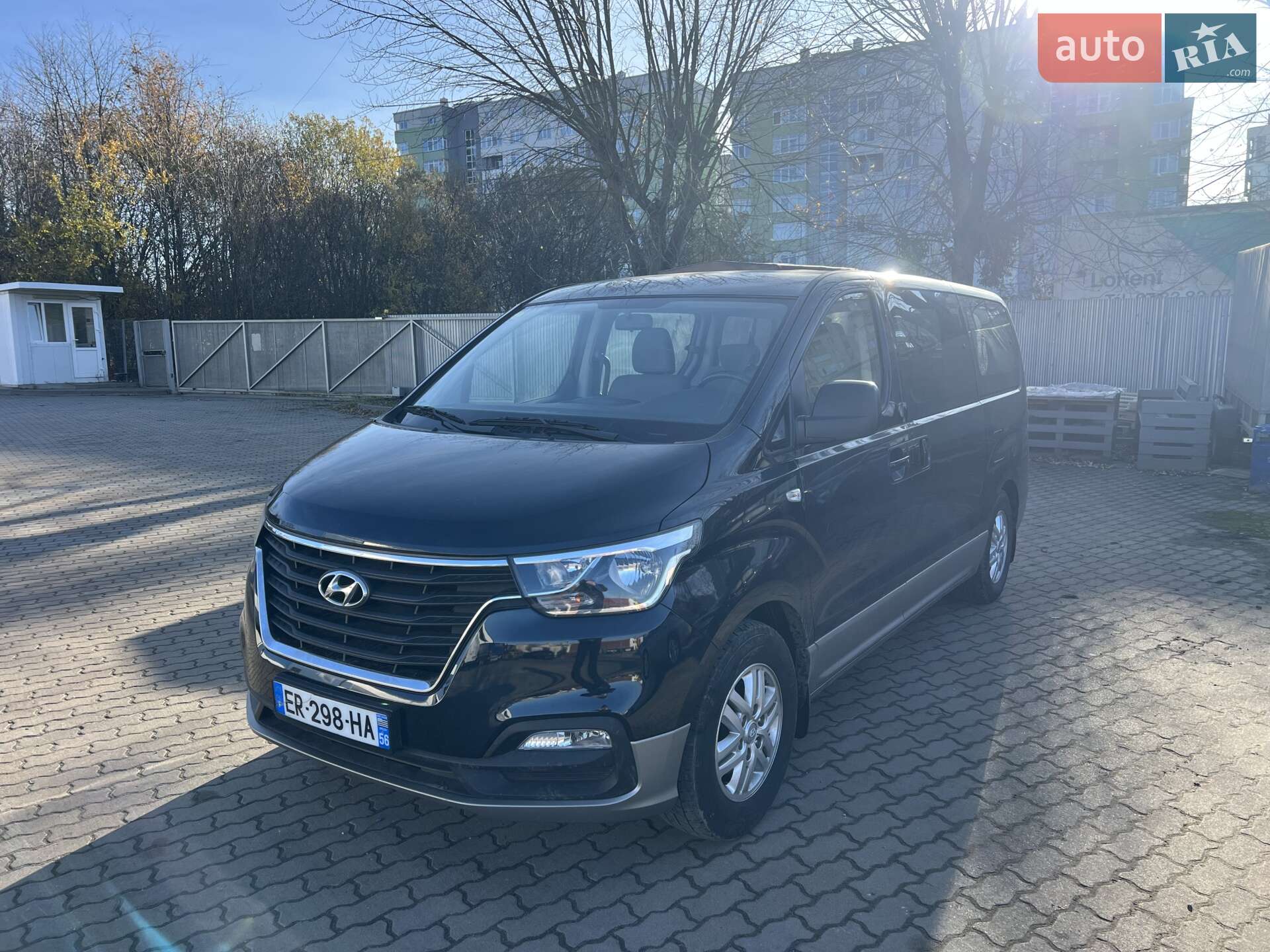 HYUNDAI H-1 2019