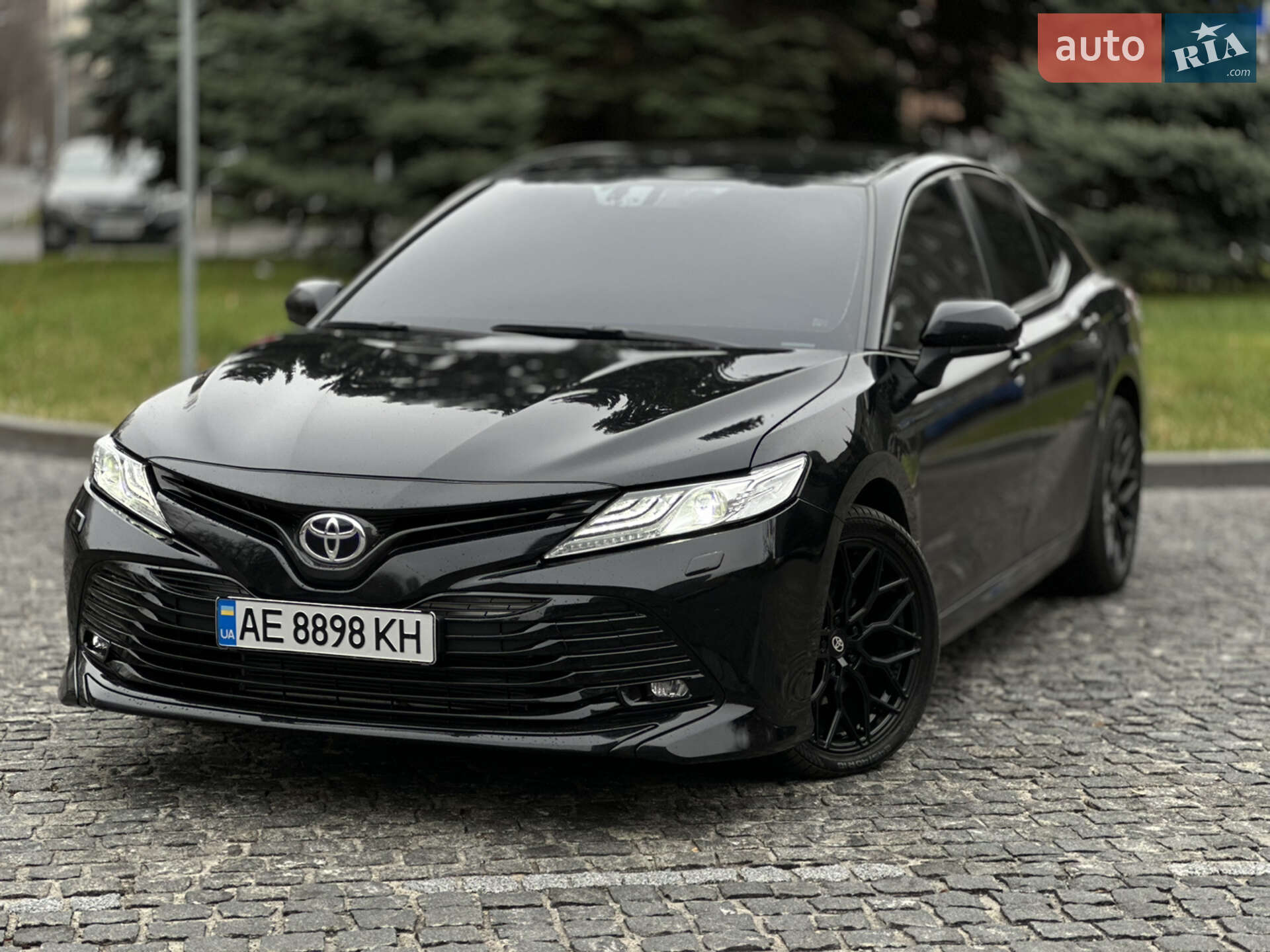 TOYOTA CAMRY