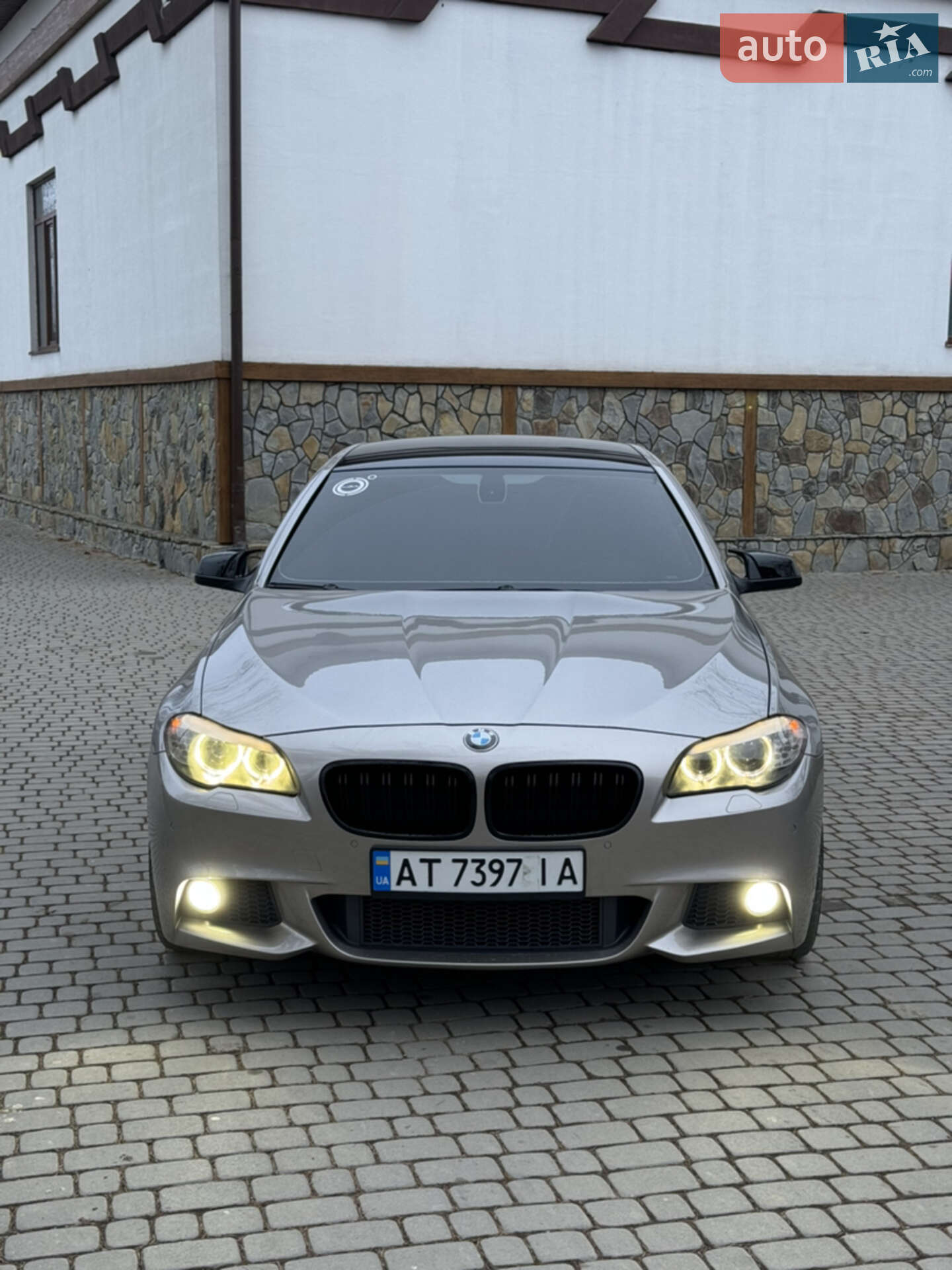 BMW 525 2010