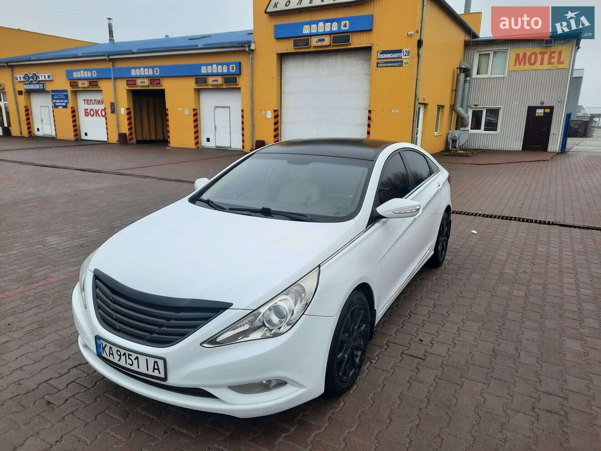 Головне фото звіту автомобіля HYUNDAI SONATA 2012