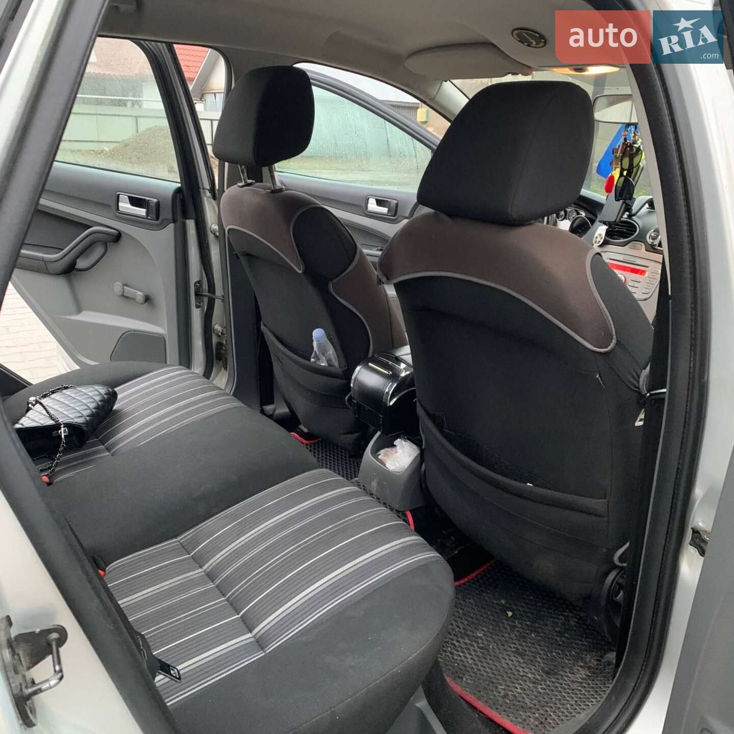 Головне фото звіту автомобіля FORD FOCUS 2009