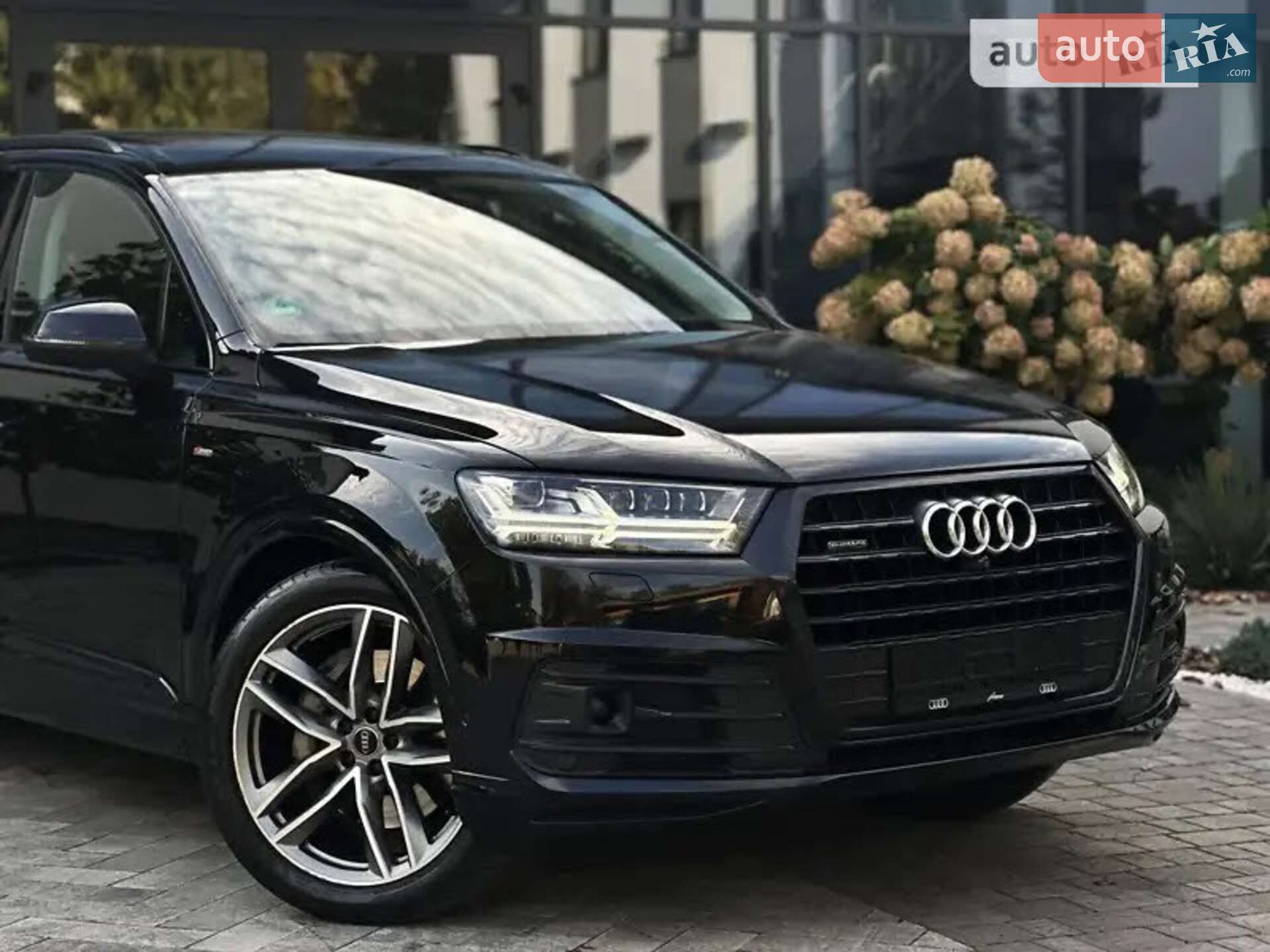 AUDI Q7 2017