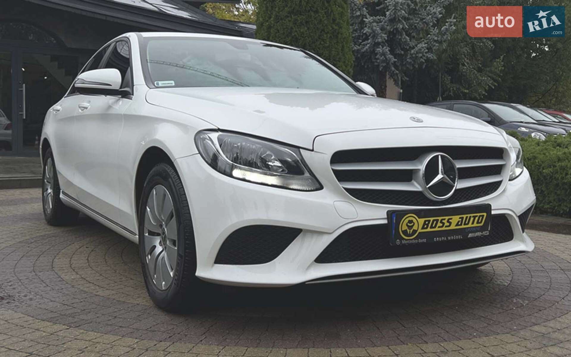MERCEDES-BENZ C 180 2020