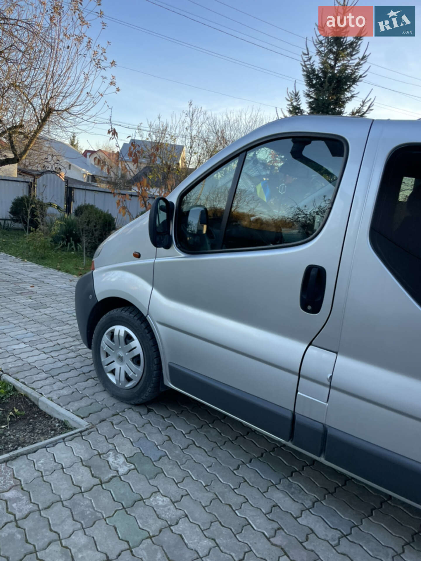 RENAULT TRAFIC 2005