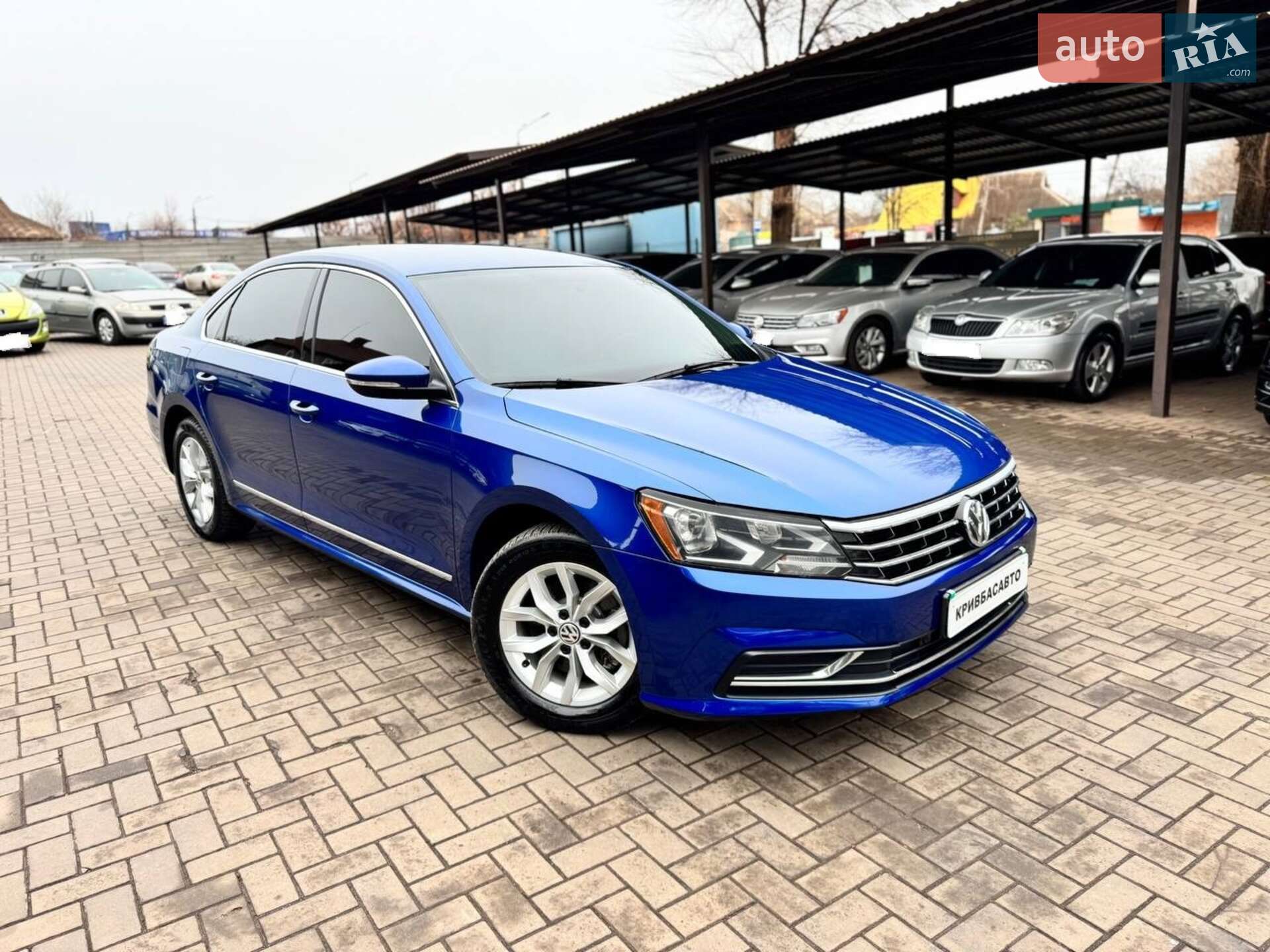 VOLKSWAGEN PASSAT 2016