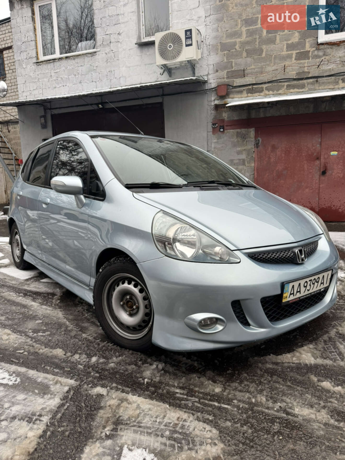 Головне фото звіту автомобіля HONDA JAZZ 2006