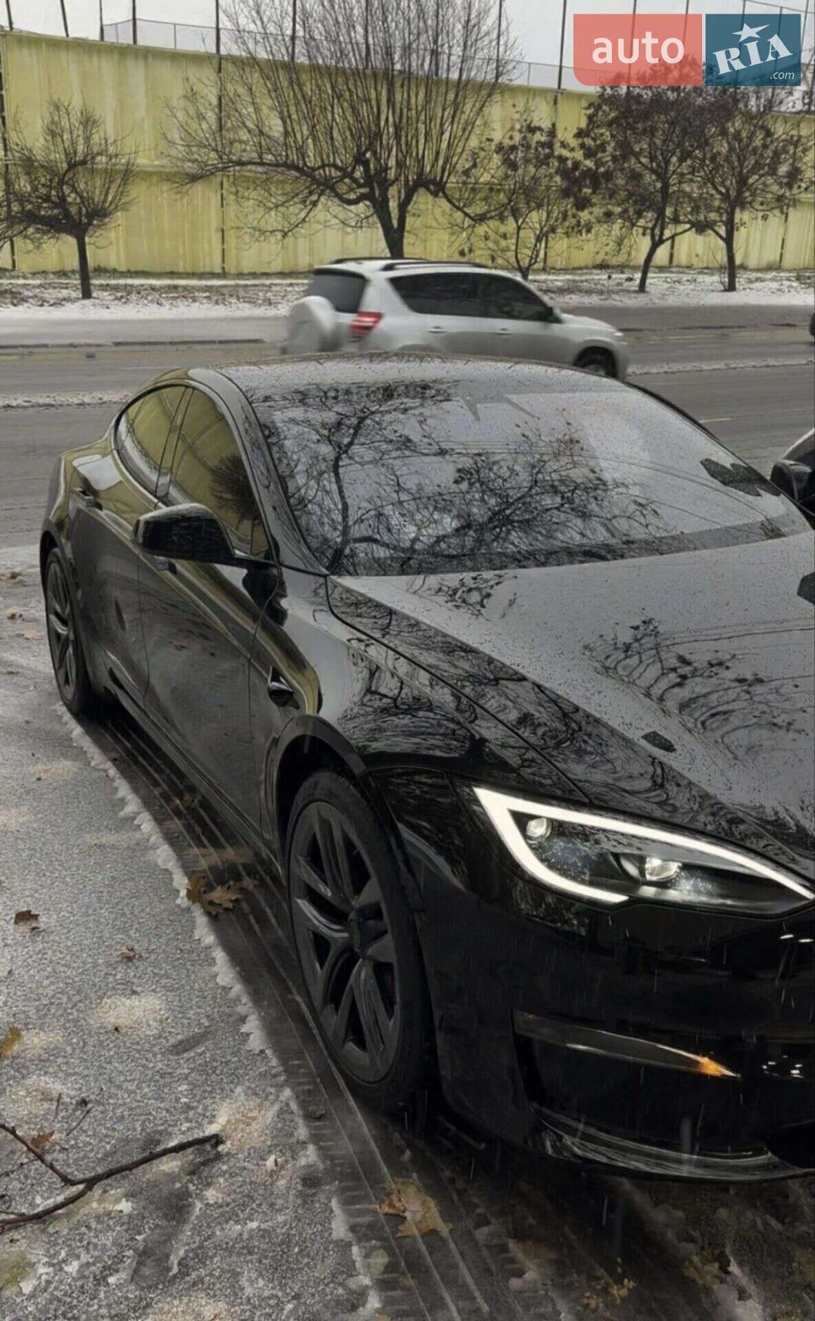 TESLA MODEL S