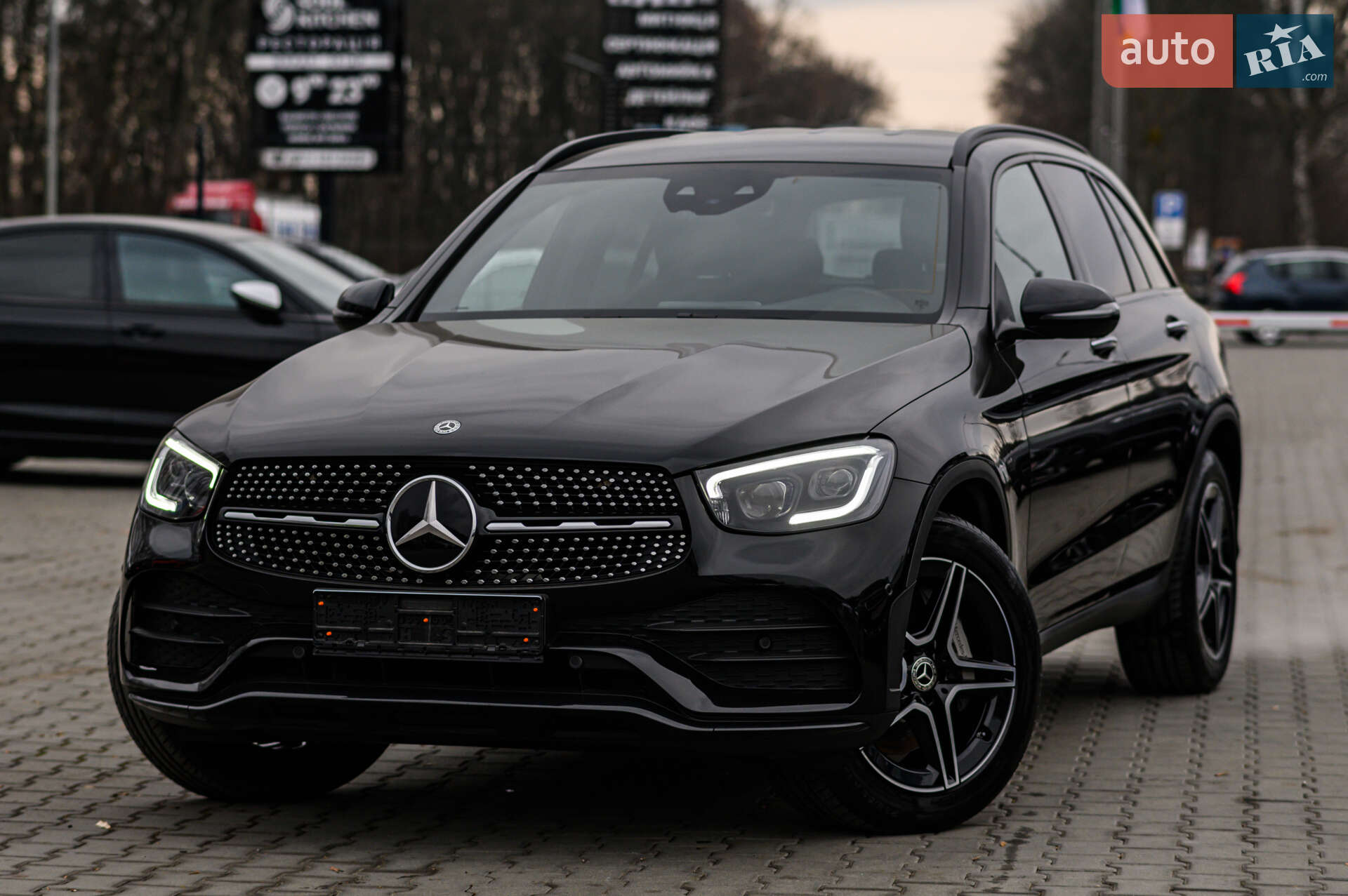 Mercedes-Benz GLC-Class 2019