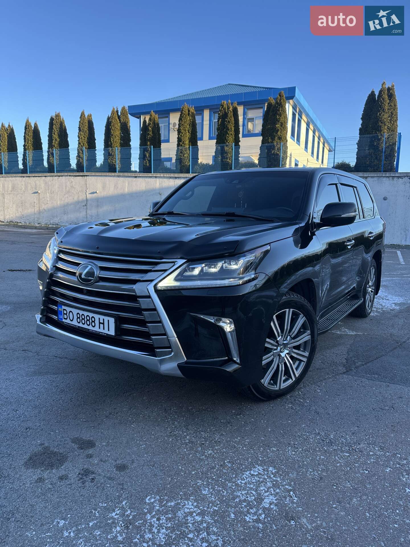 Головне фото звіту автомобіля LEXUS LX 450 2017