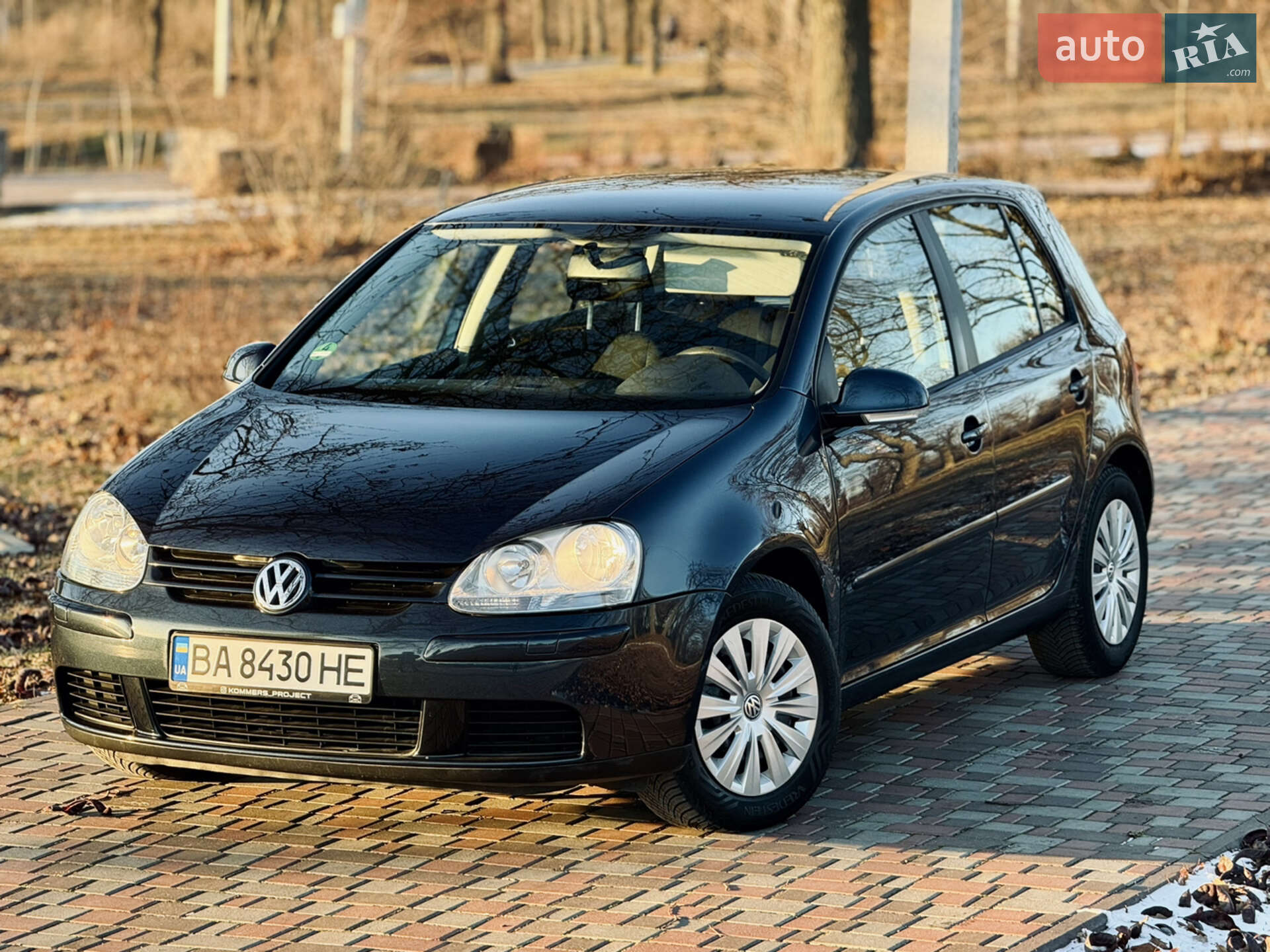 VOLKSWAGEN GOLF 2005